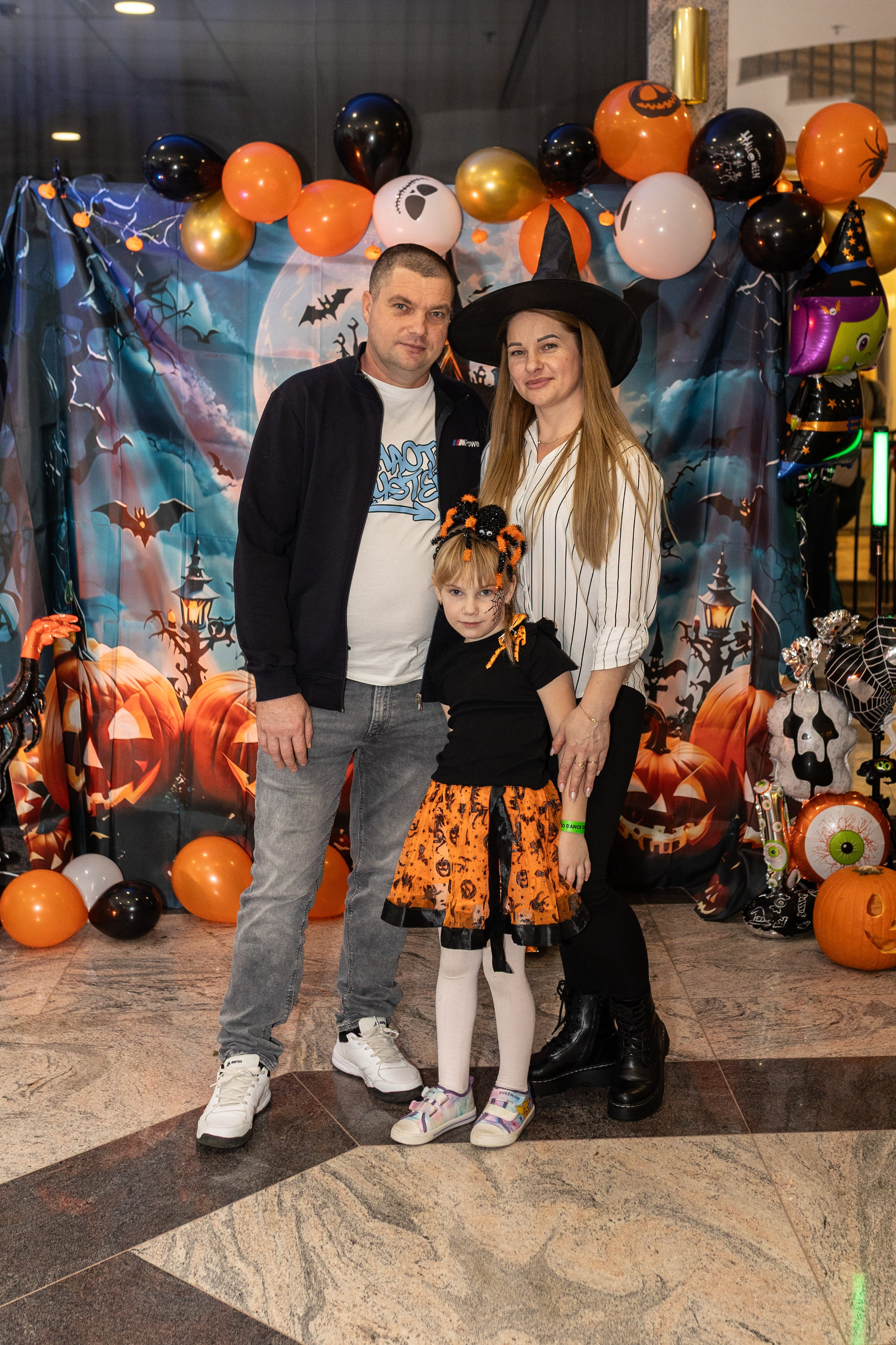 Leo dance studio Helloween 2025. Семейный и детский фотограф в Варшаве Мила Бобровская