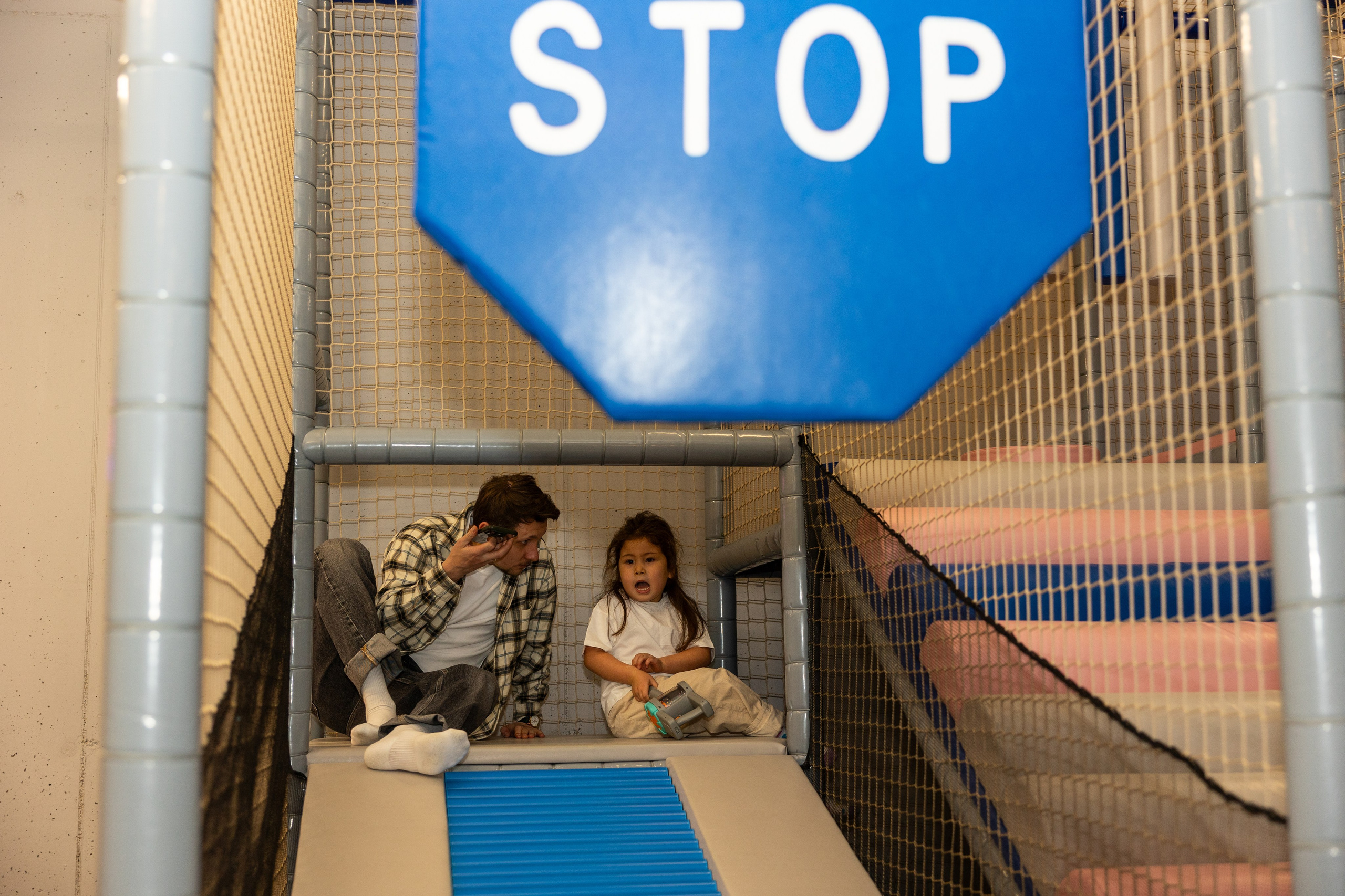 День рождения Артёма 24 января 2026 года. Семейный и детский фотограф в Варшаве Мила Бобровская