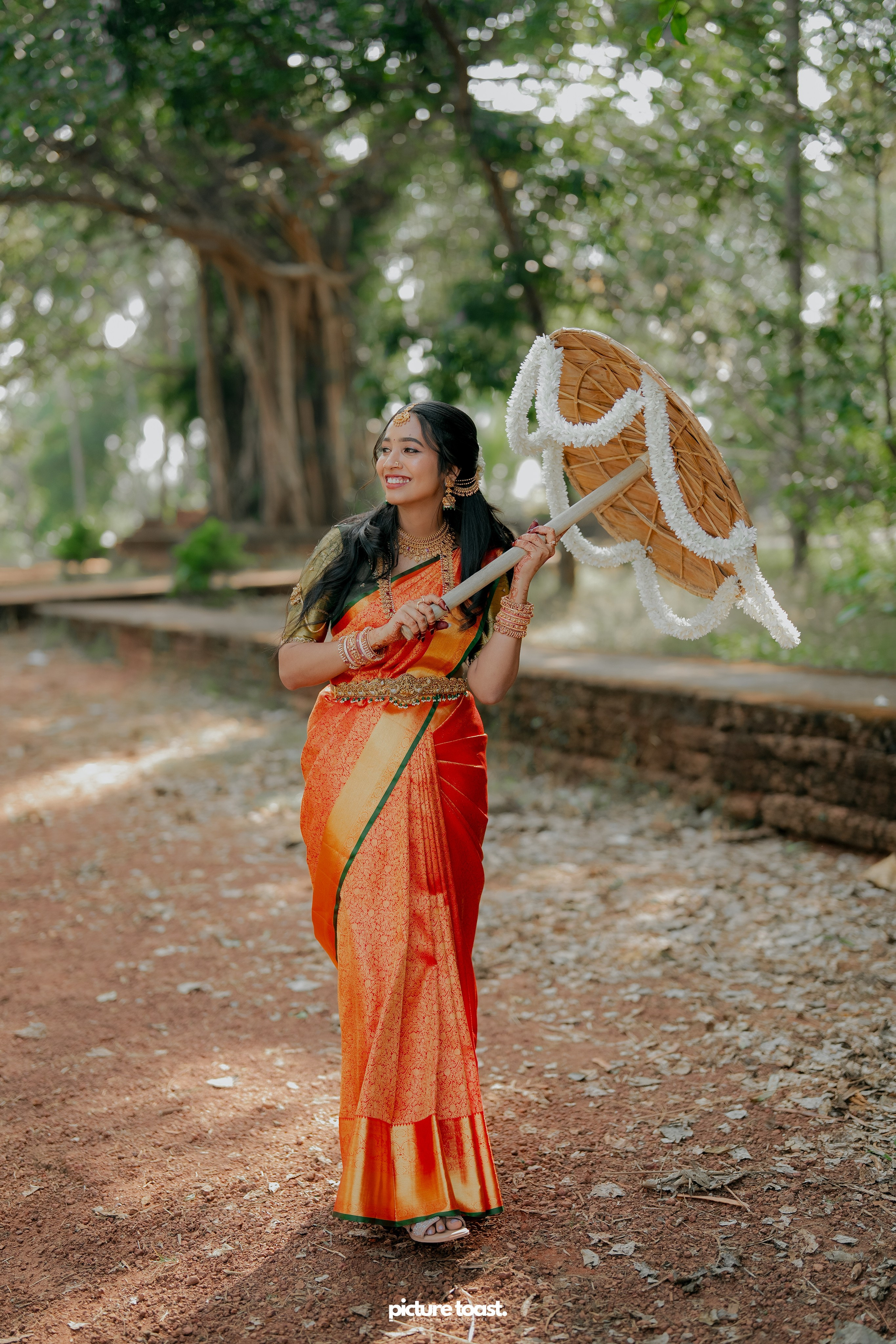 Traditional Kerala Hindu Wedding. Fine art Wedding Photographers in India & Canada