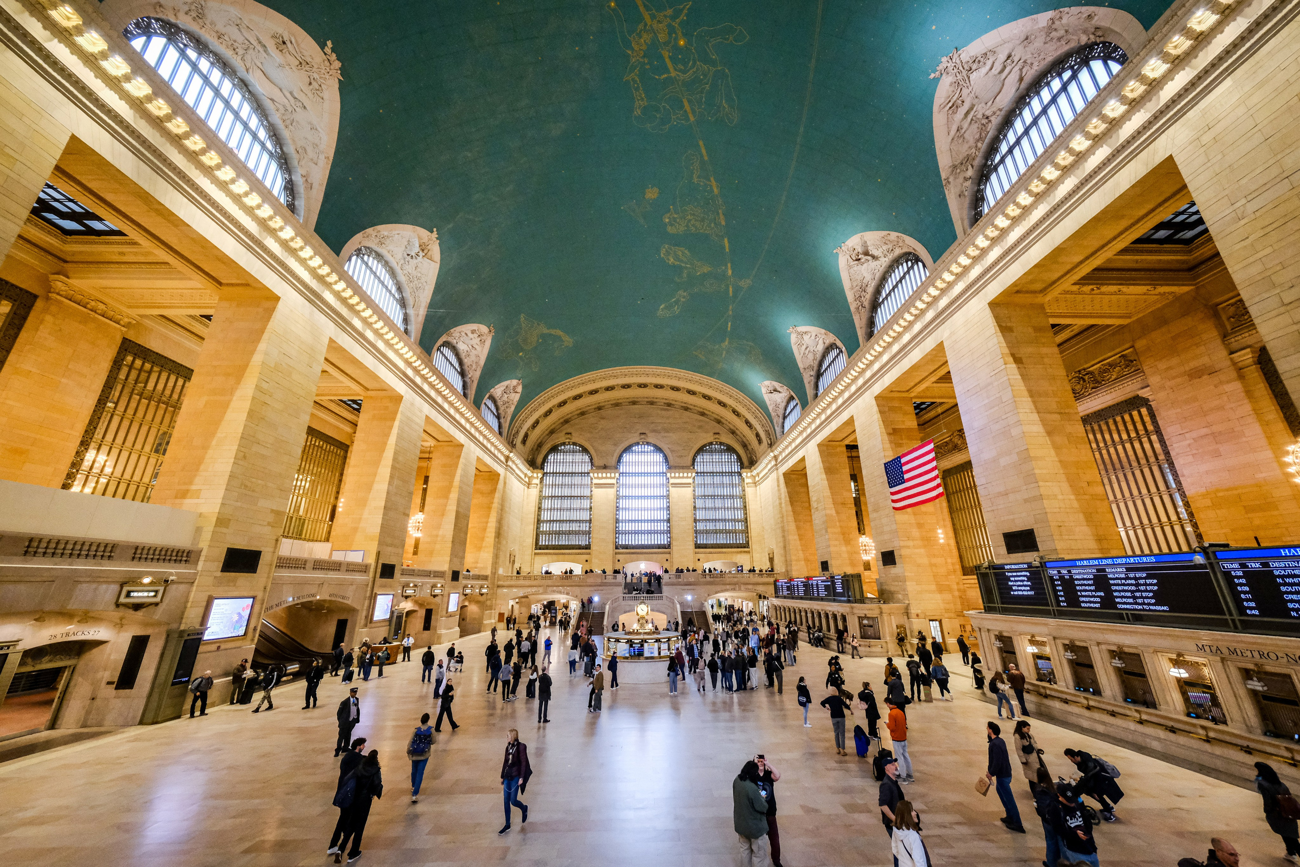 NEW YORK / 2025. Reportage concert portrait photography in the San Francisco Bay Area