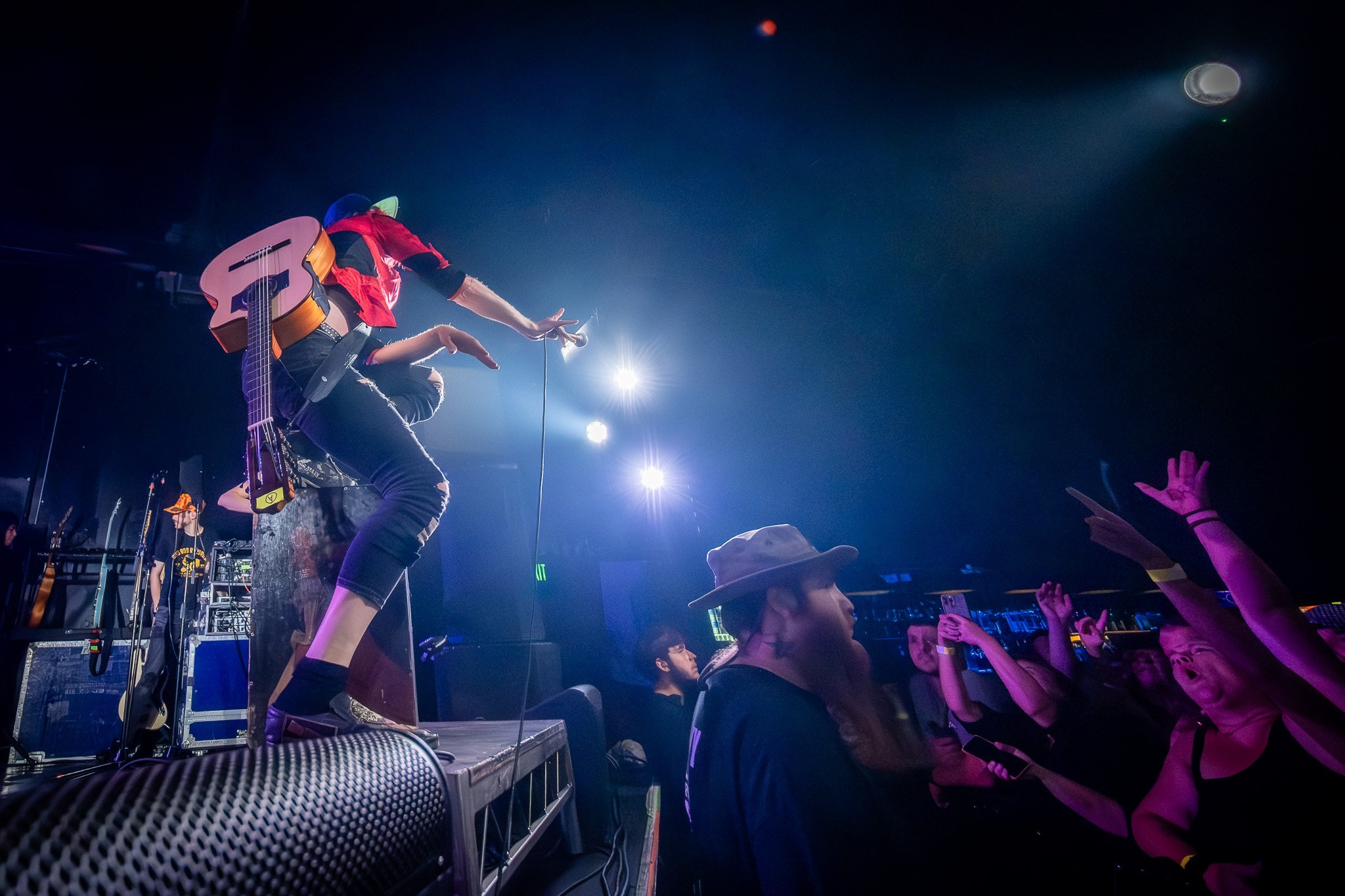 GOGOL BORDELLO / SACRAMENTO. Reportage concert portrait photography in the San Francisco Bay Area