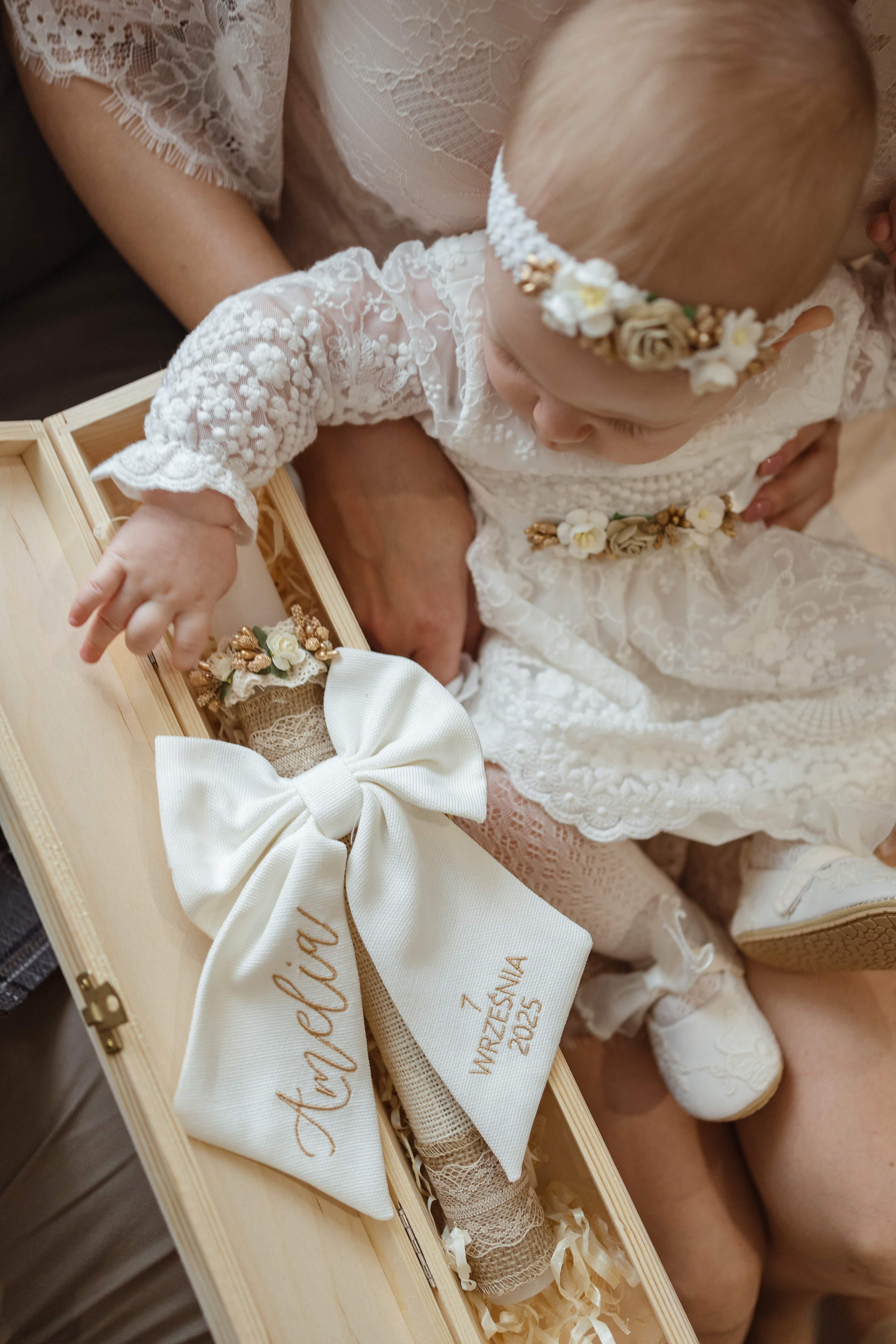 Reportaż z okazji Chrztu Świętego w Łodzi. Fotograf Łódź - sesja ciążowa, noworodkowa, dziecięca. Studio w Łodzi