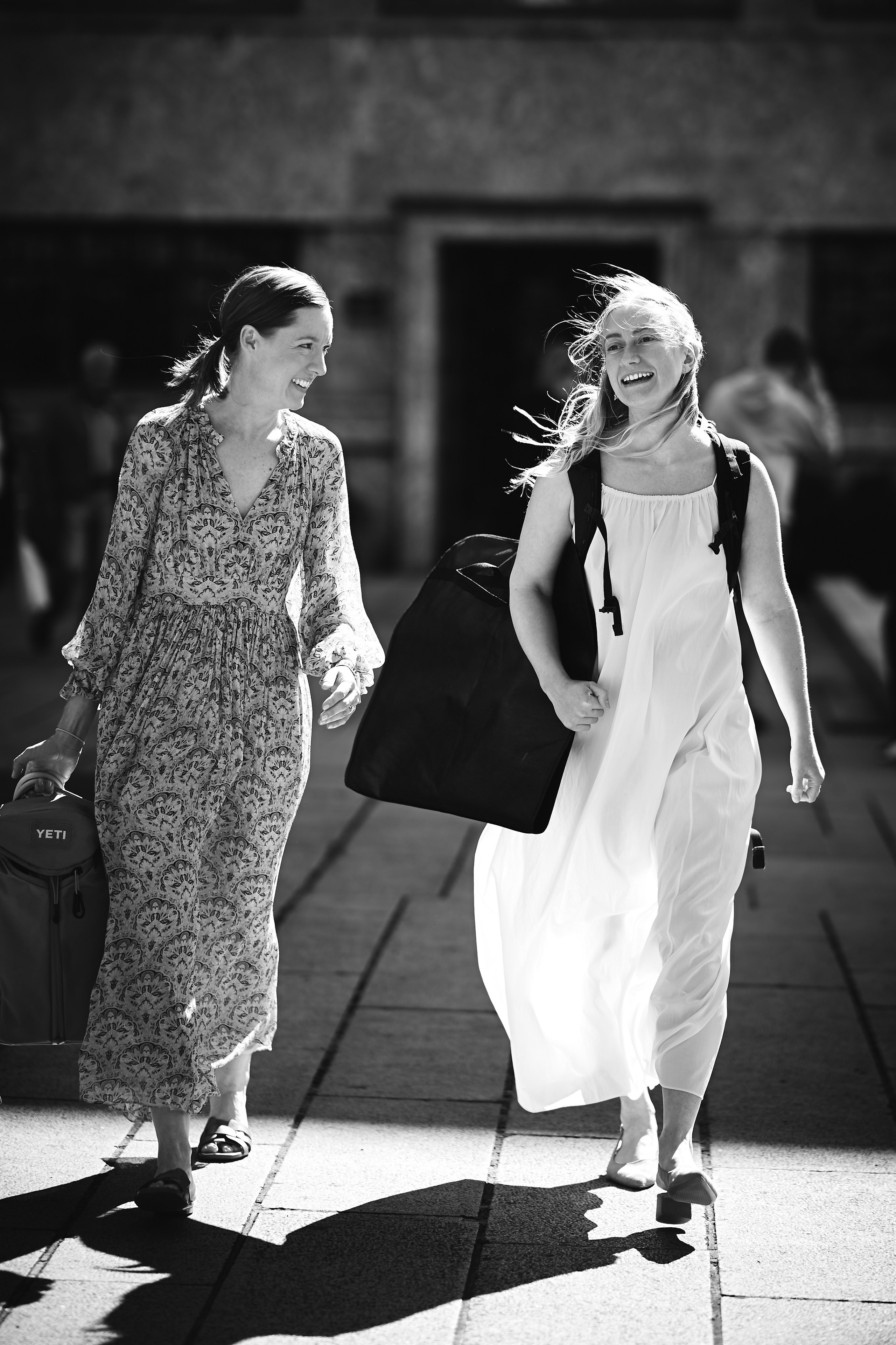 Under the Oslo Summer Sun. Bryllupsfotograf i Oslo. André Korsak – candid og dokumentarisk fotograf