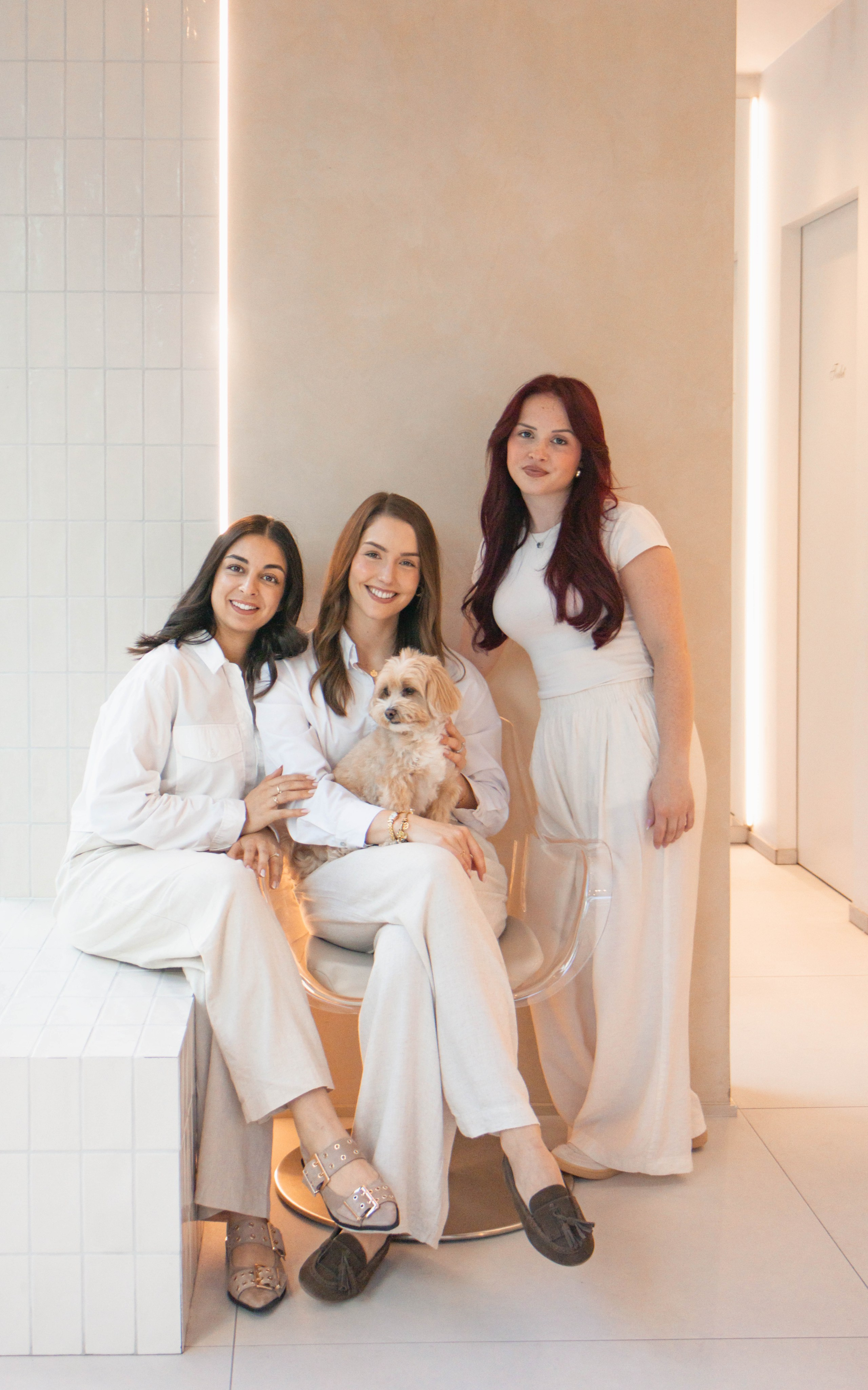 Branding haarsalon. Zwangerschapsfotografie, newborn, gezinnen, branding, liefde én geboortefotografie