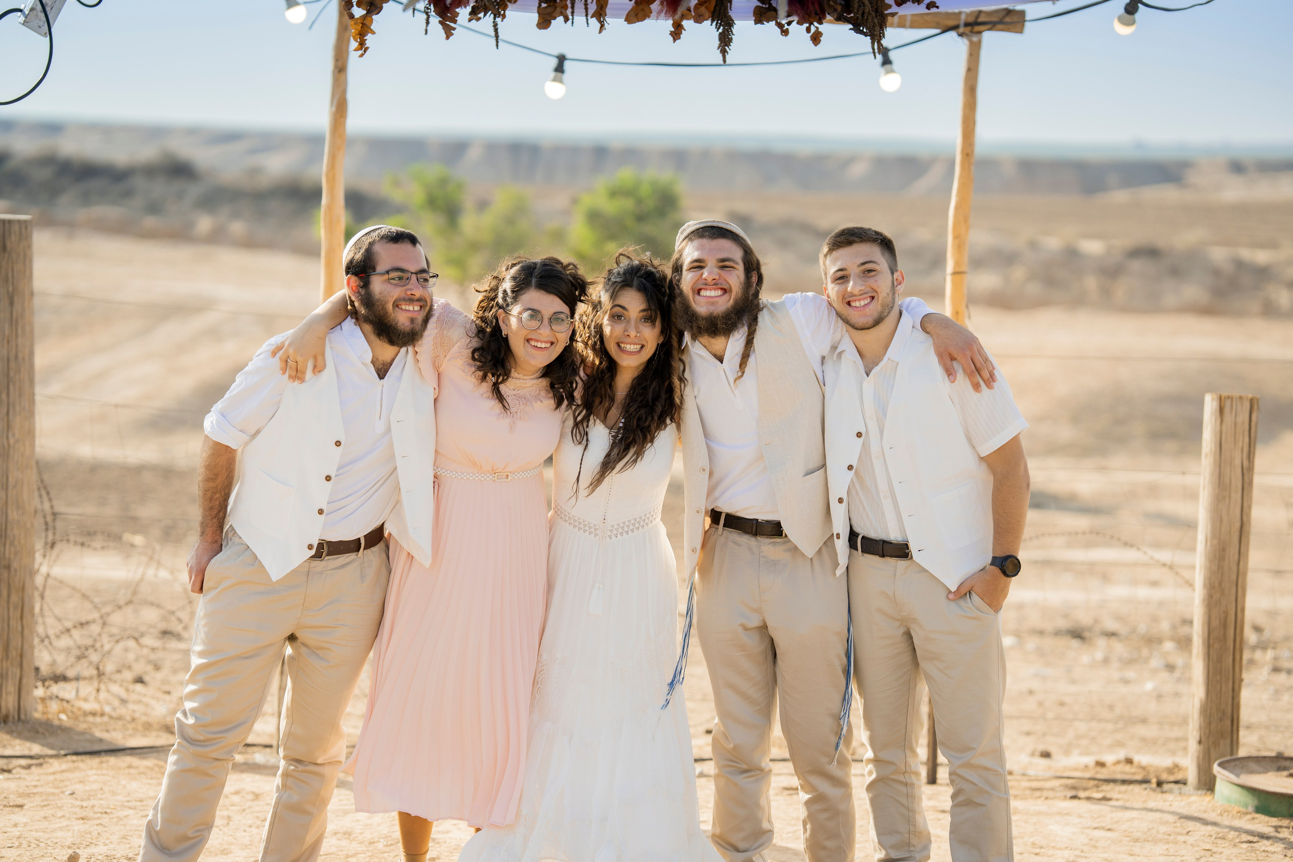 אביה ואחיה. יוסף מזרחי צילום חתונה, ברית וזוגיות. צלם מקצועי שאוהב להוציא אתכם הכי יפים ברגעים הכי מרגשים