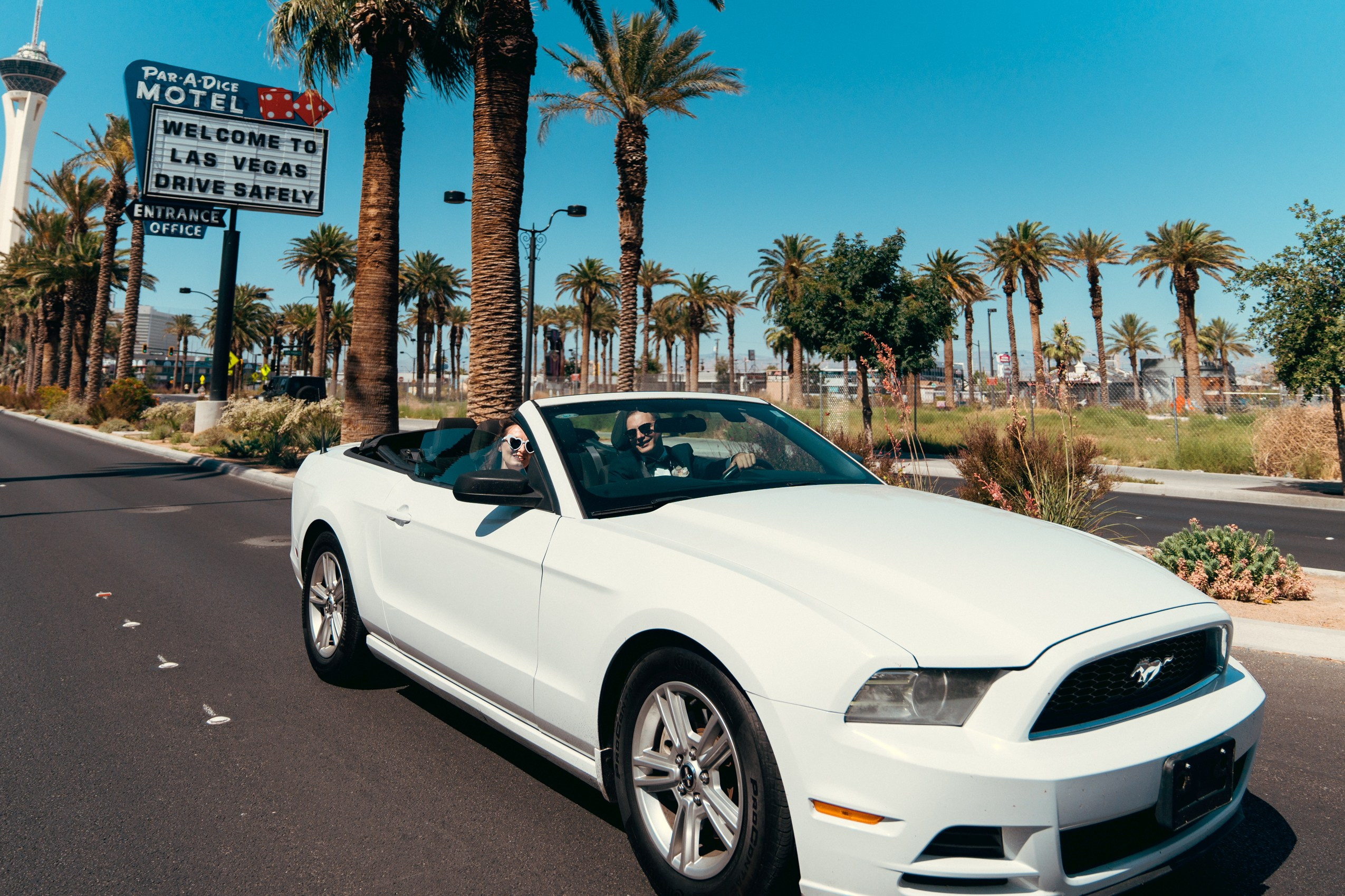 Anastasia&Luka. Wedding & elopement photographer Viktoriya Kravtsov. Las Vegas