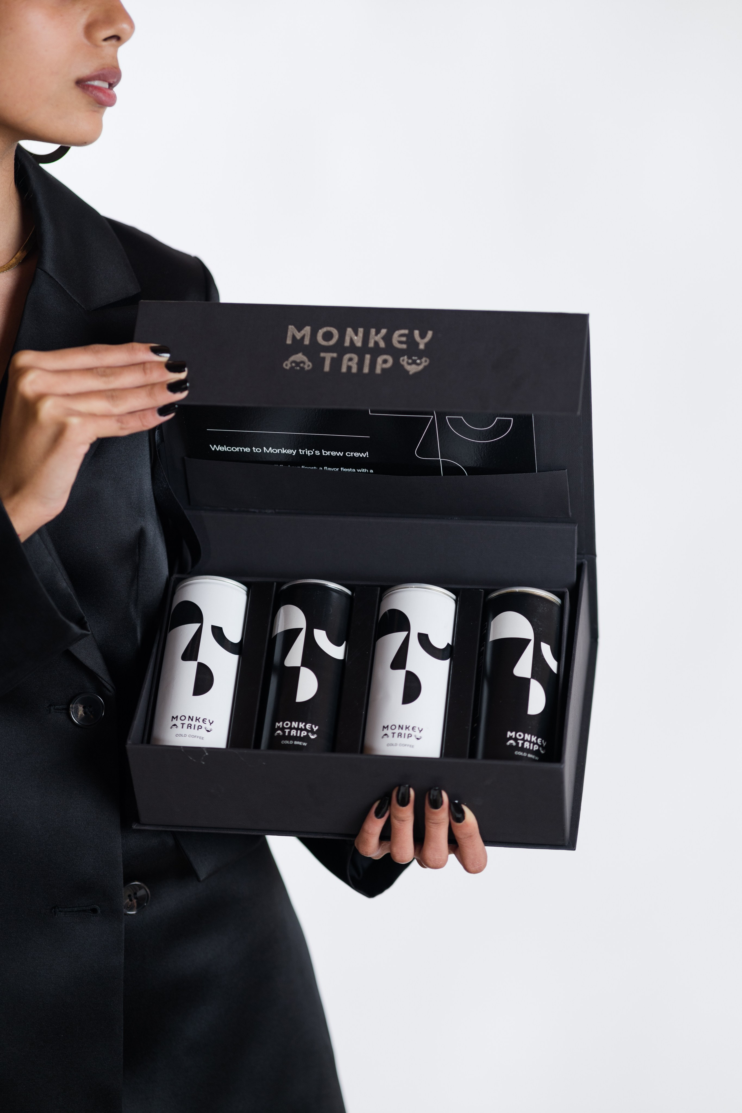 Product Styling for Monkeytrip beverage