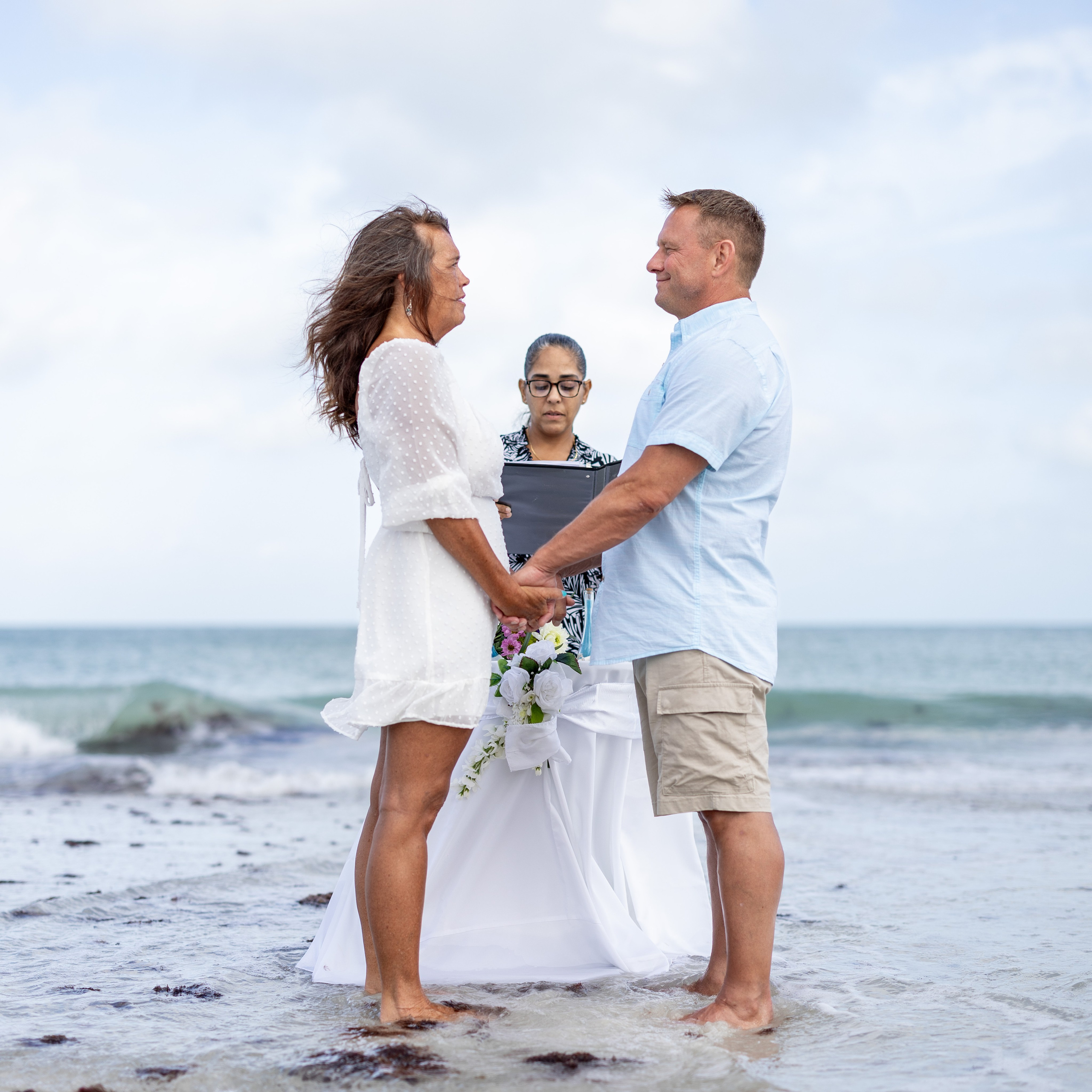 ELOPEMENTS. Wedding Photography & Videography contenting in Tennessee and Florida