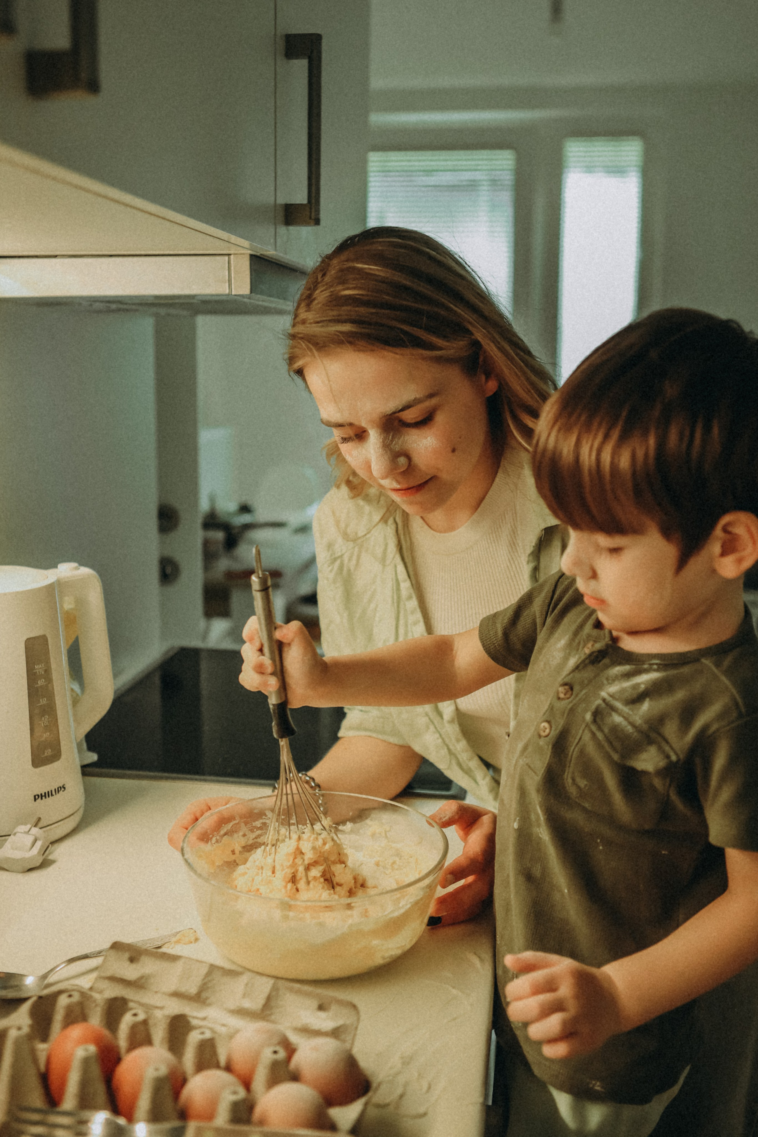 Familie zu Hause. Fotografin Wien Alona Kim