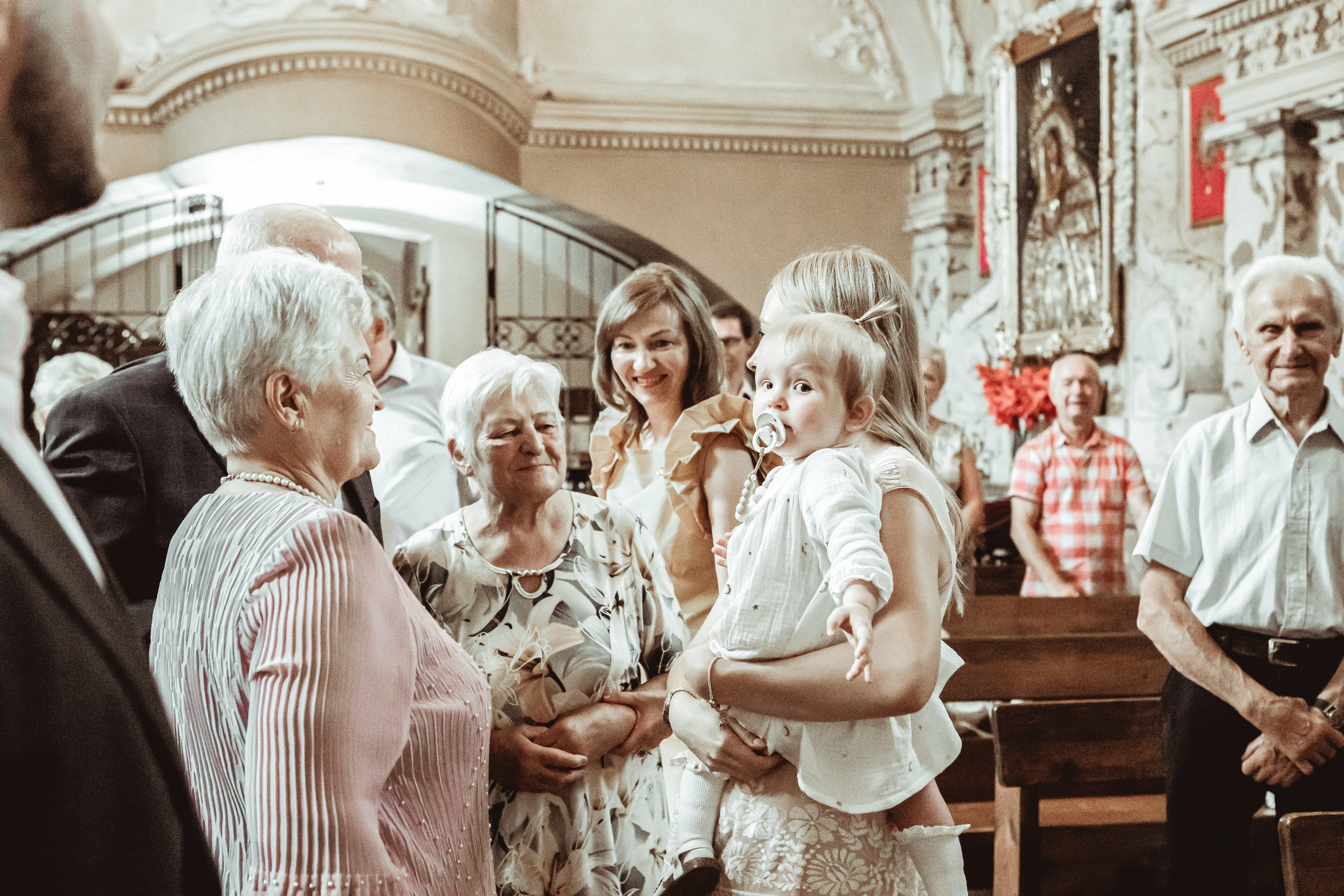 Salomėja. Wedding and family photographer in Lithuania — Yvanessa Gelvano