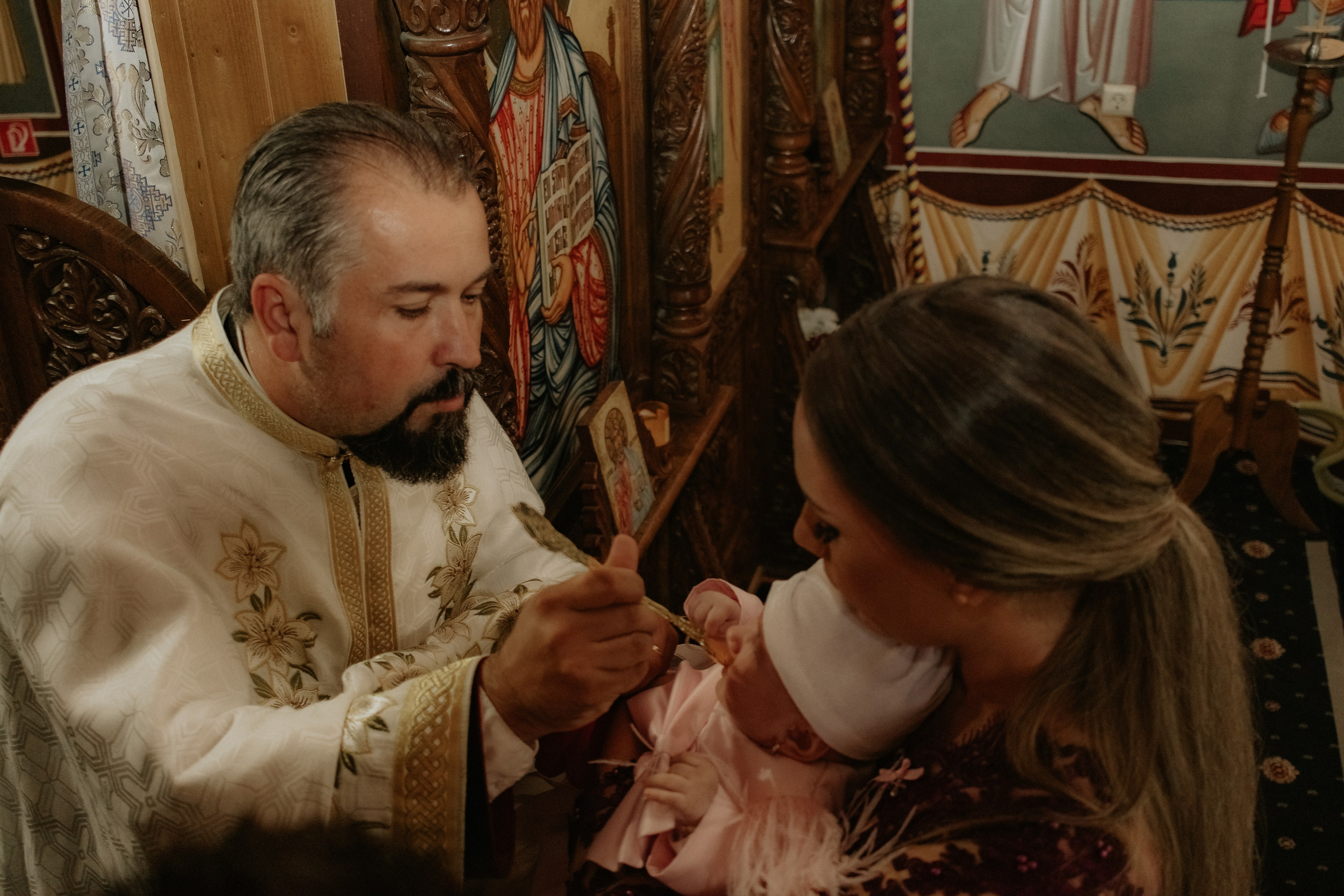 Ingrid. Fotograf si videograf — evenimente si studio