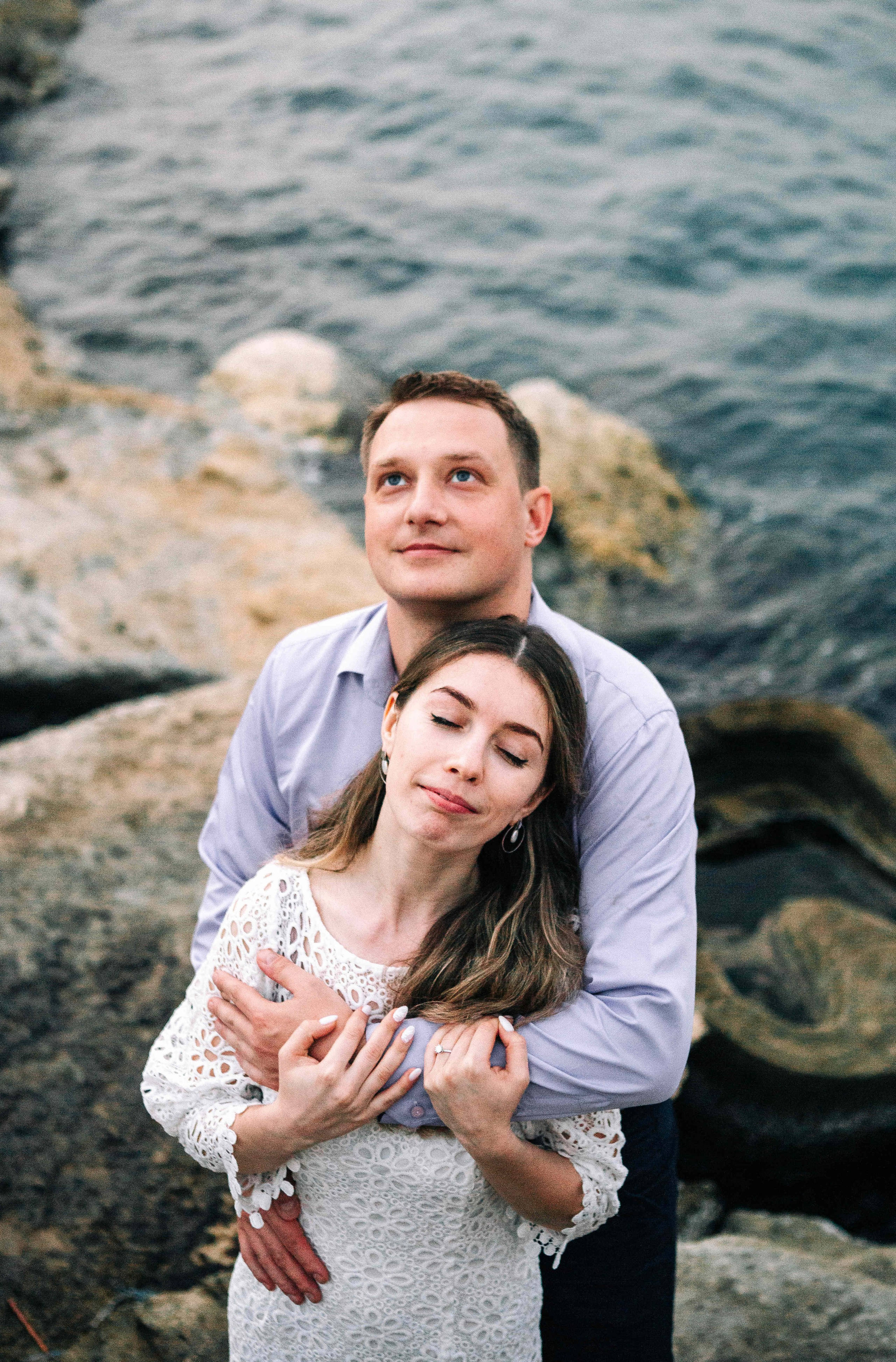 LOVERS IN JAFFO. PHOTOGRAPHER IN ISRAEL