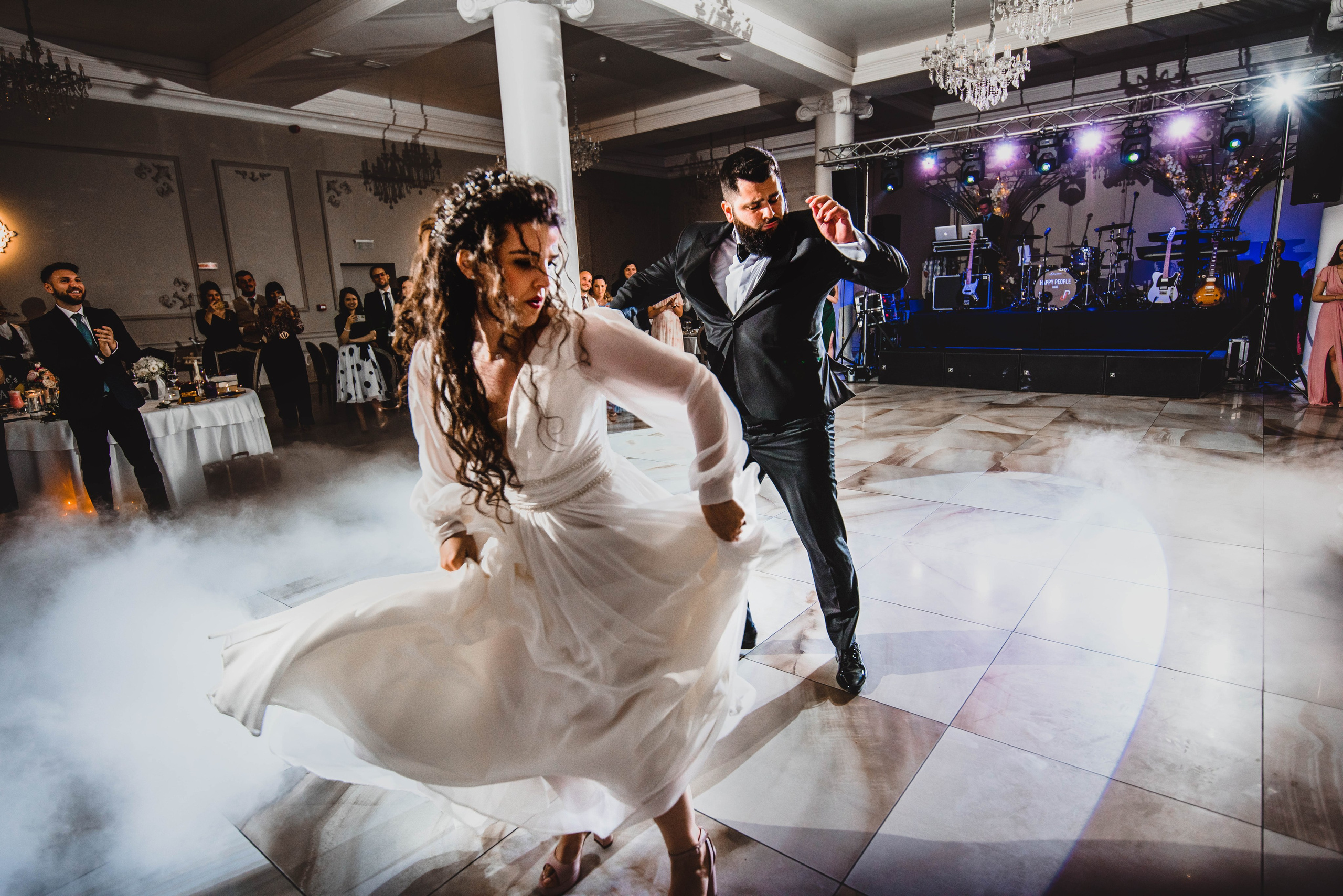 Radu Rahovan Fotograf de nuntǎ Cluj - Zalau - Alba - Târgu Mureș - Bistrița