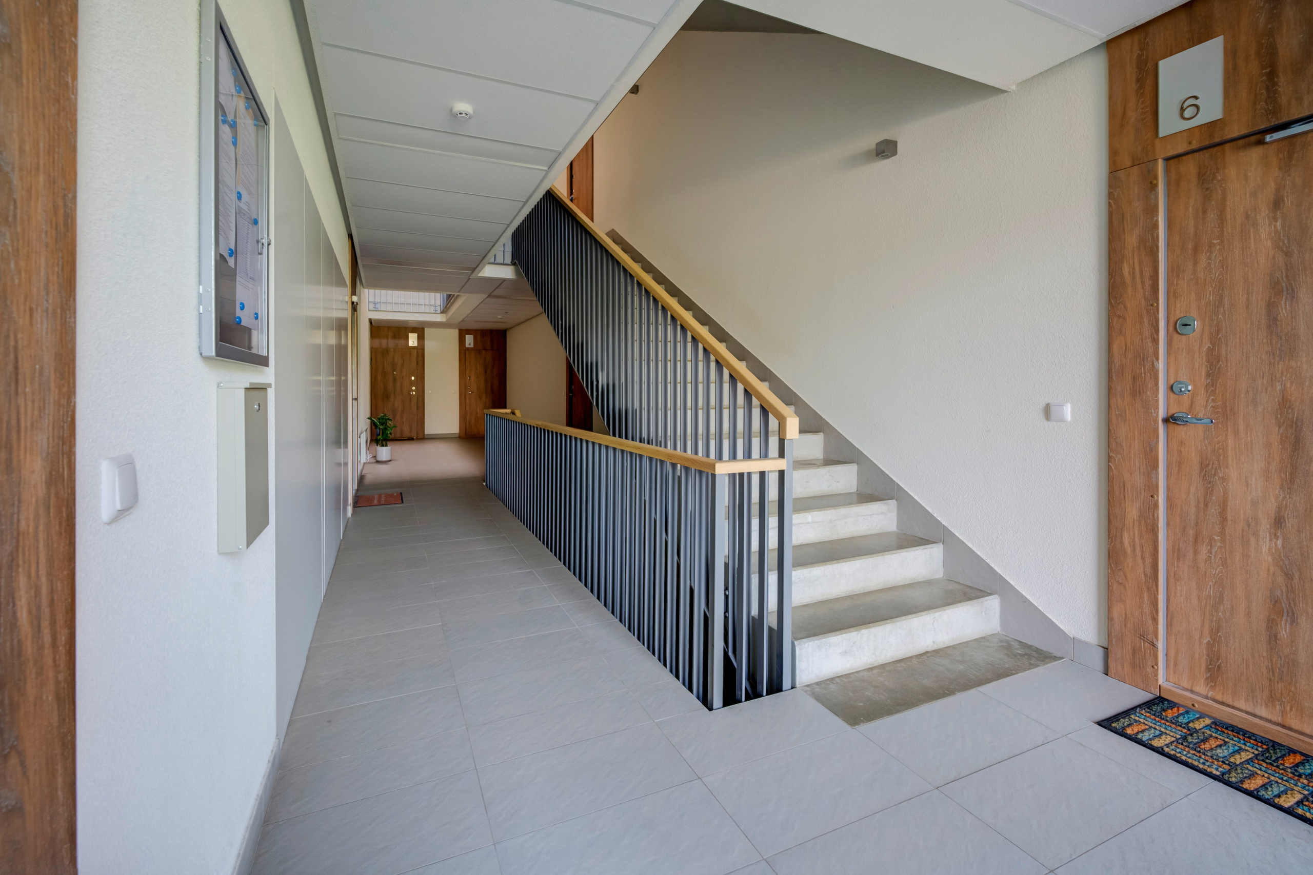 Gilužio g. 49, 2k. butas prie ežero. Elina Sapiega fotografė Vilniuje