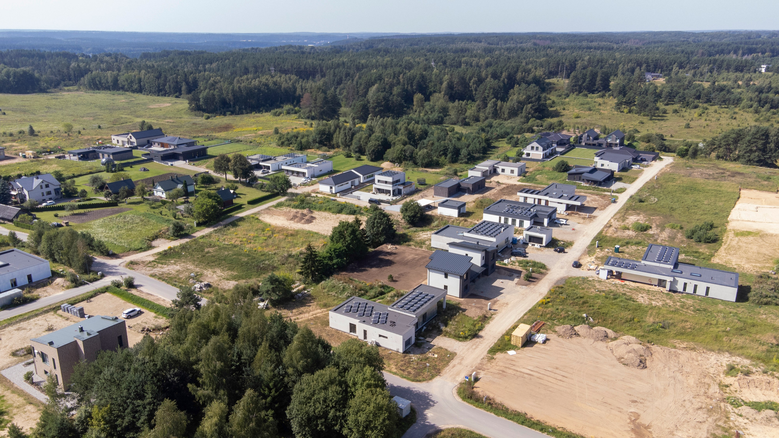 Debesų g. 4, Salotė. Elina Sapiega fotografė Vilniuje