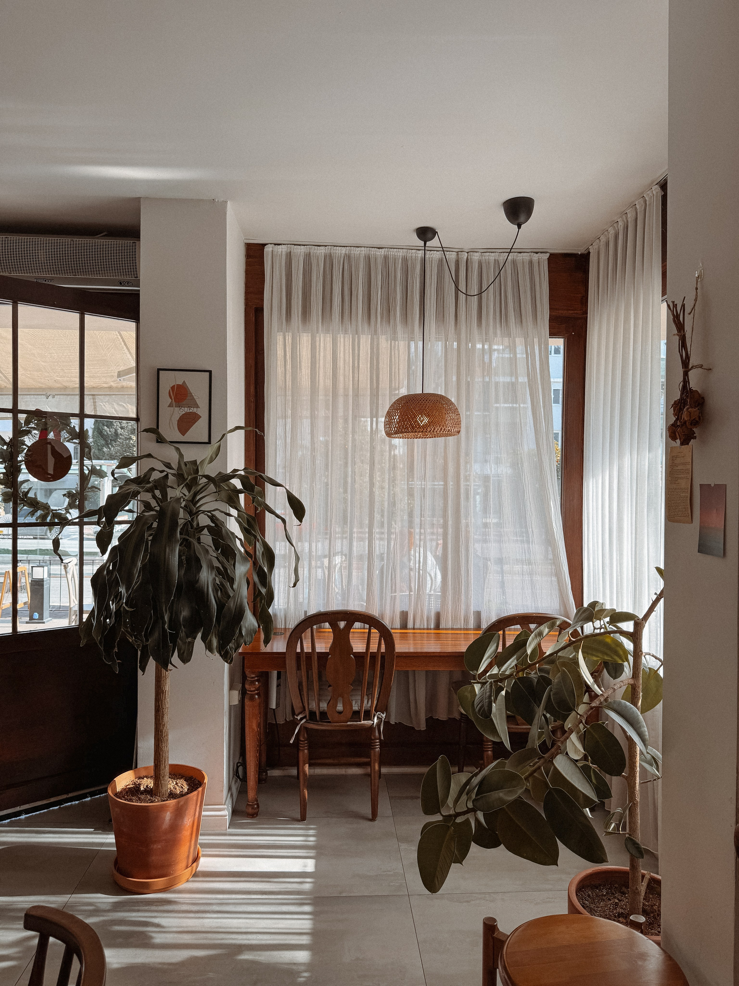 Контент-съемка BUBU. Мобильный фотограф в Анталии. Алина Хивренко