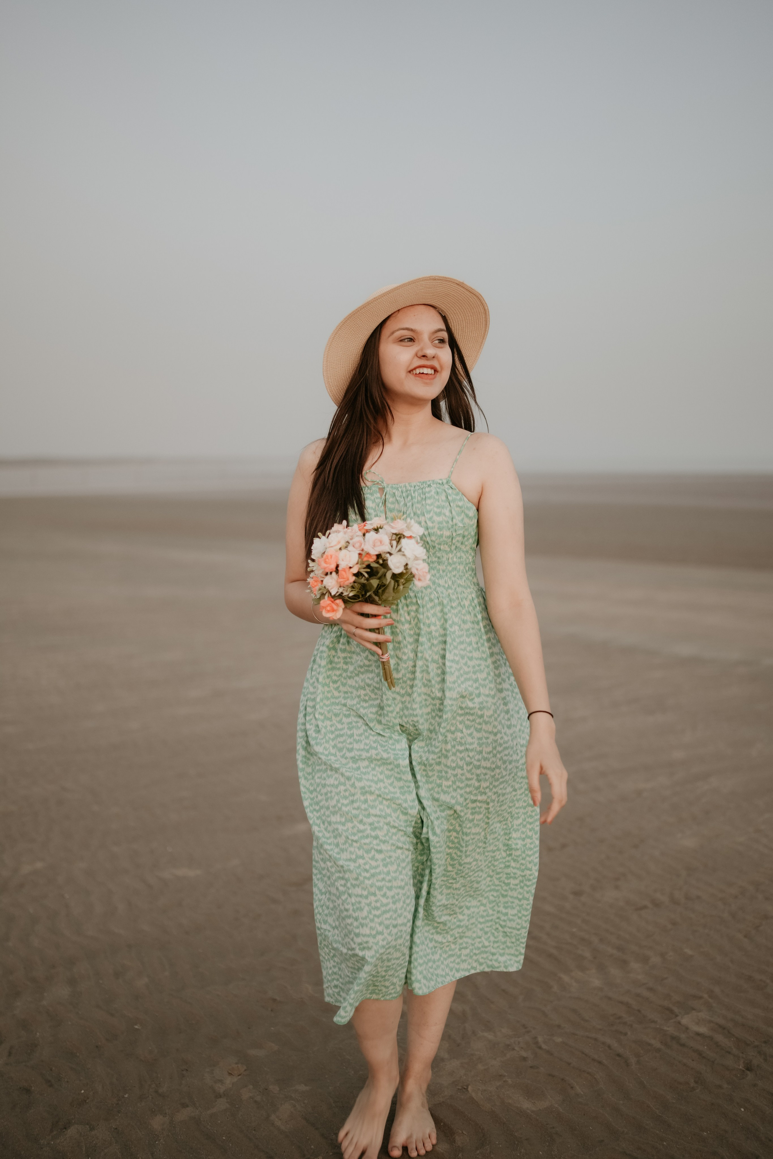 COUPLE SESSIONS. Love Emotions Weddings