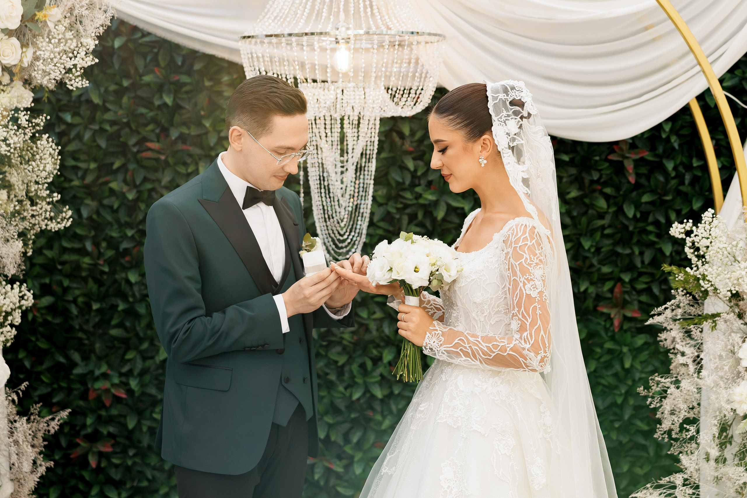 Serghei & Erica — Queen Residence. Servicii Foto și Video 067188353