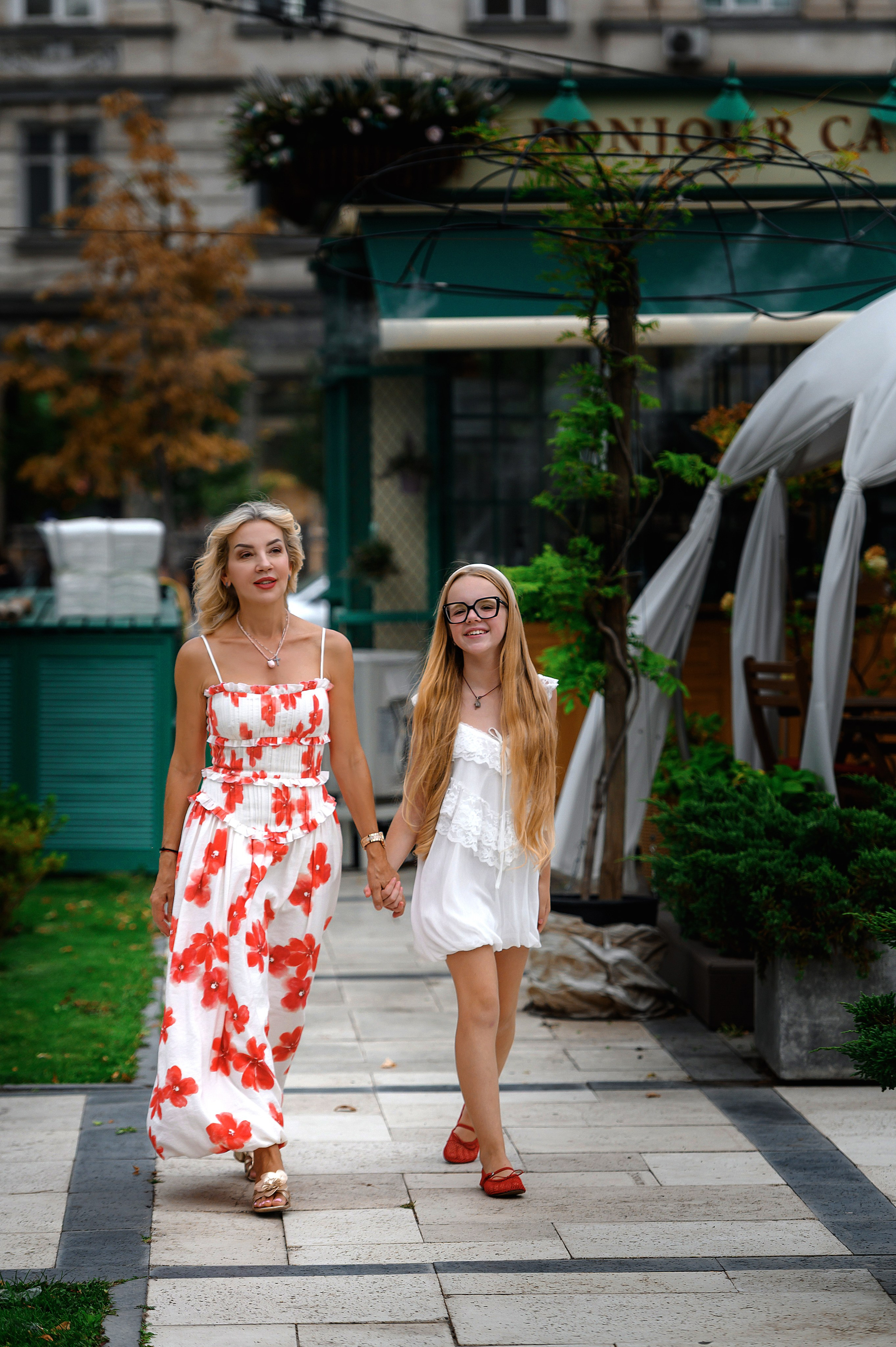 Maya & Anna Chișinău Summer. Wedding photographer from Moldova Alexey Chipchiu