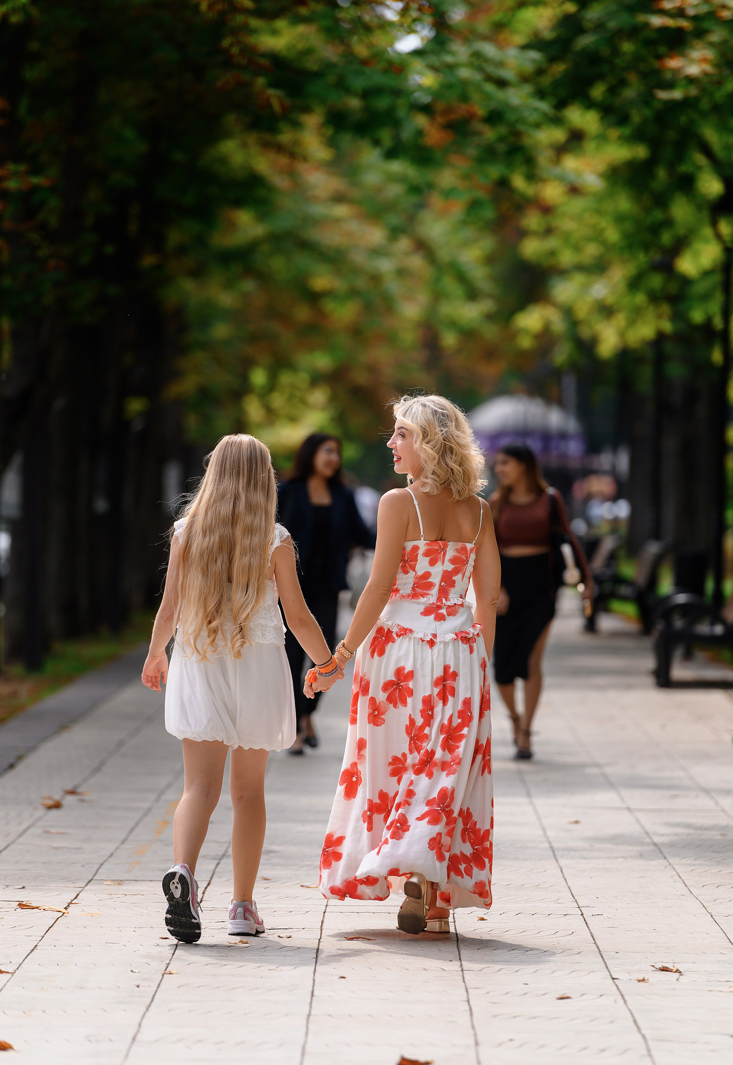 Maya & Anna Chișinău Summer. Wedding photographer from Moldova Alexey Chipchiu