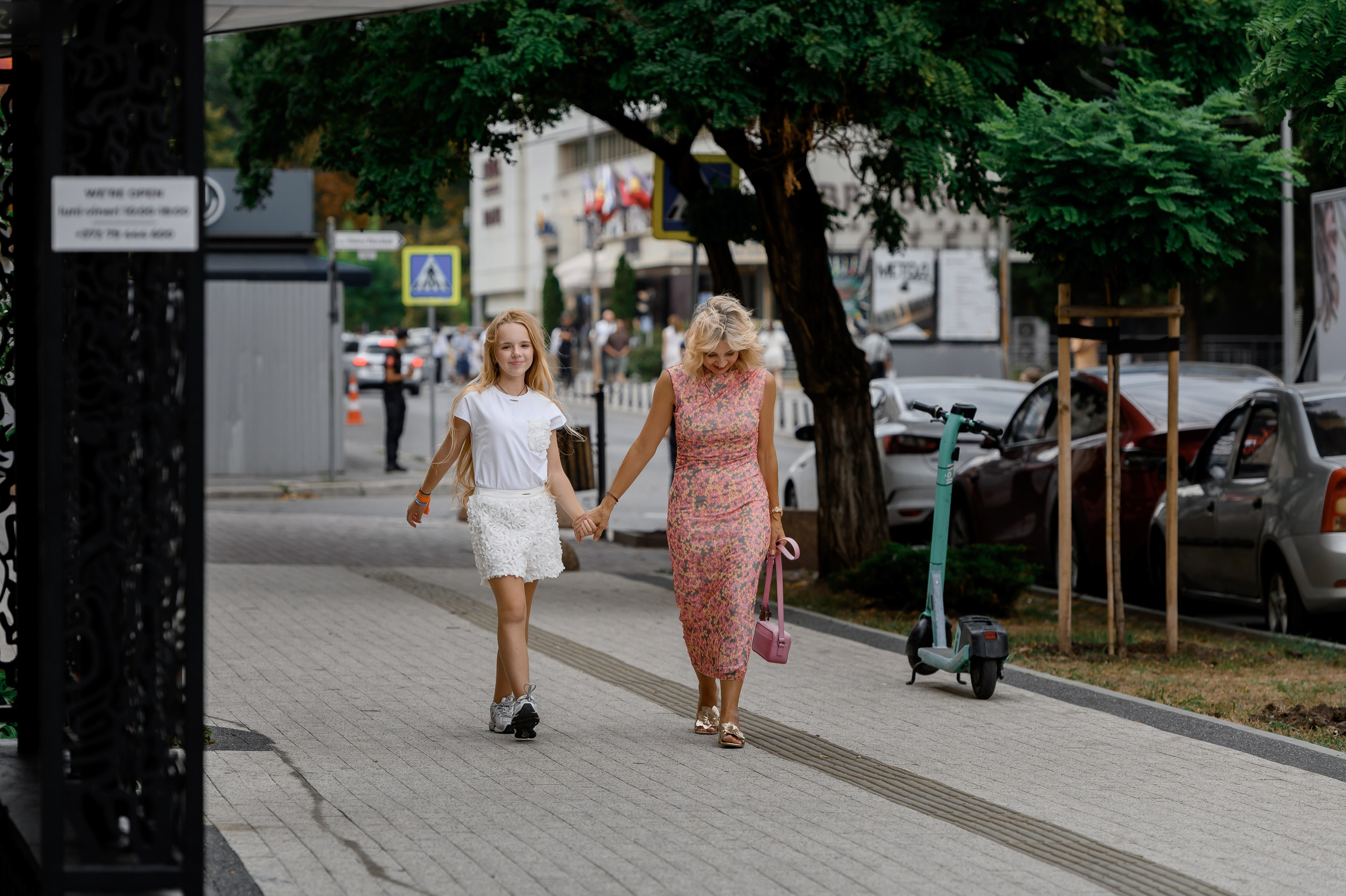 Maya & Anna Chișinău Summer. Wedding photographer from Moldova Alexey Chipchiu