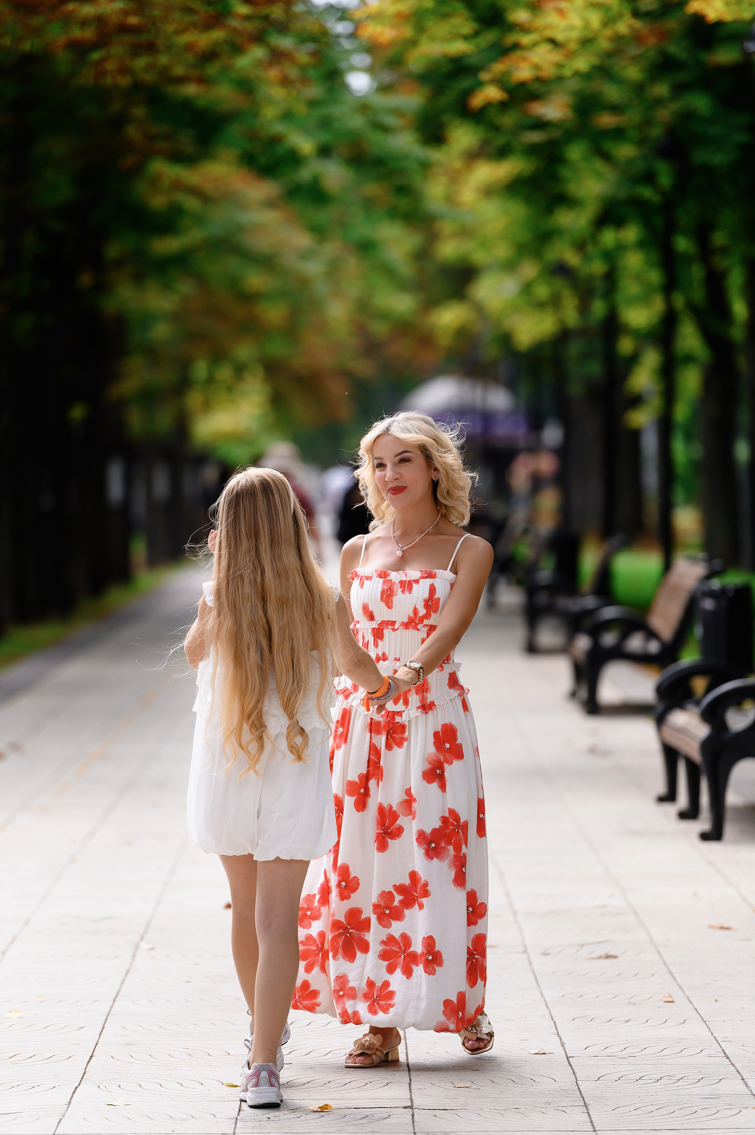 Maya & Anna Chișinău Summer. Wedding photographer from Moldova Alexey Chipchiu