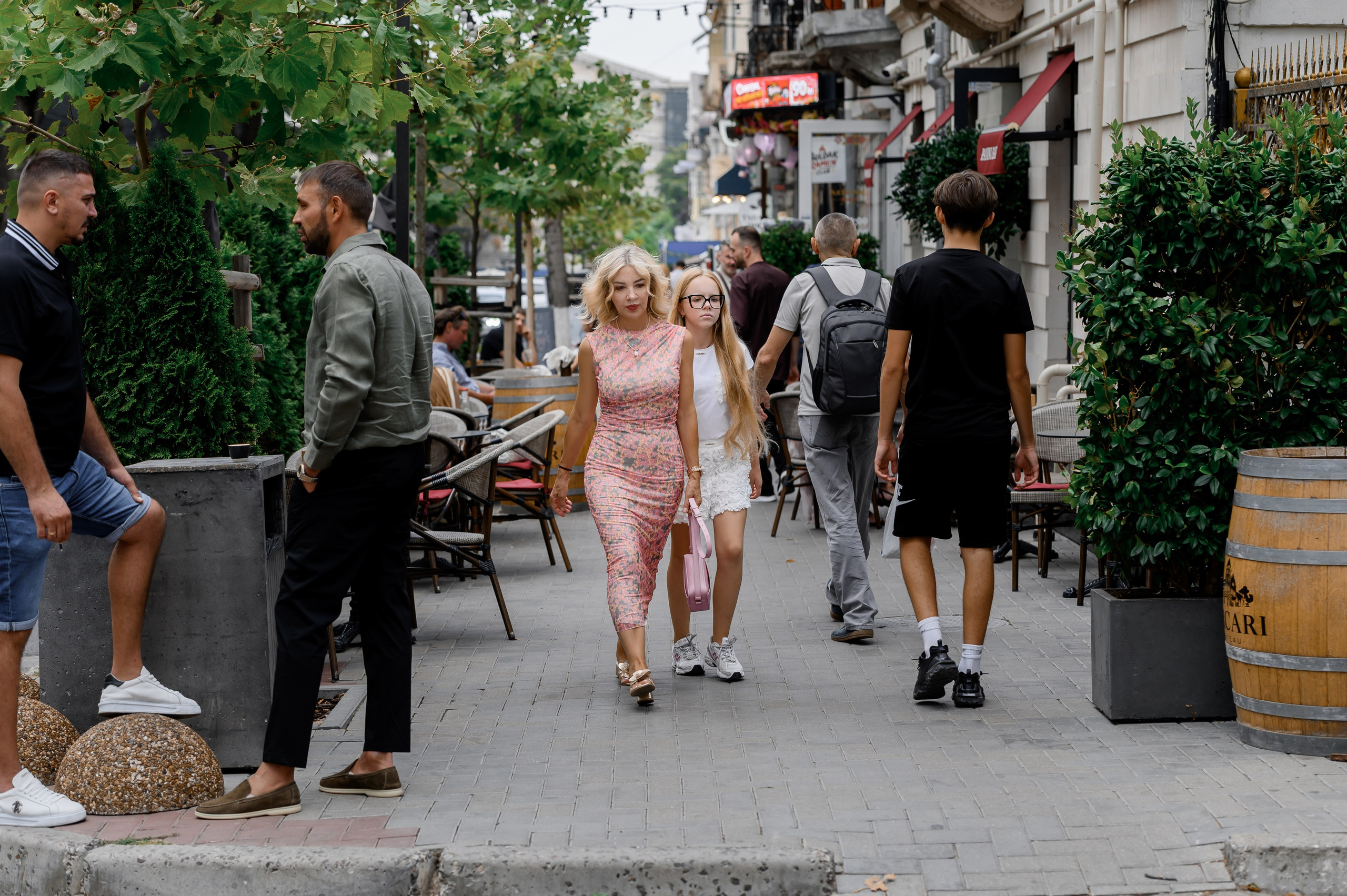 Maya & Anna Chișinău Summer. Wedding photographer from Moldova Alexey Chipchiu