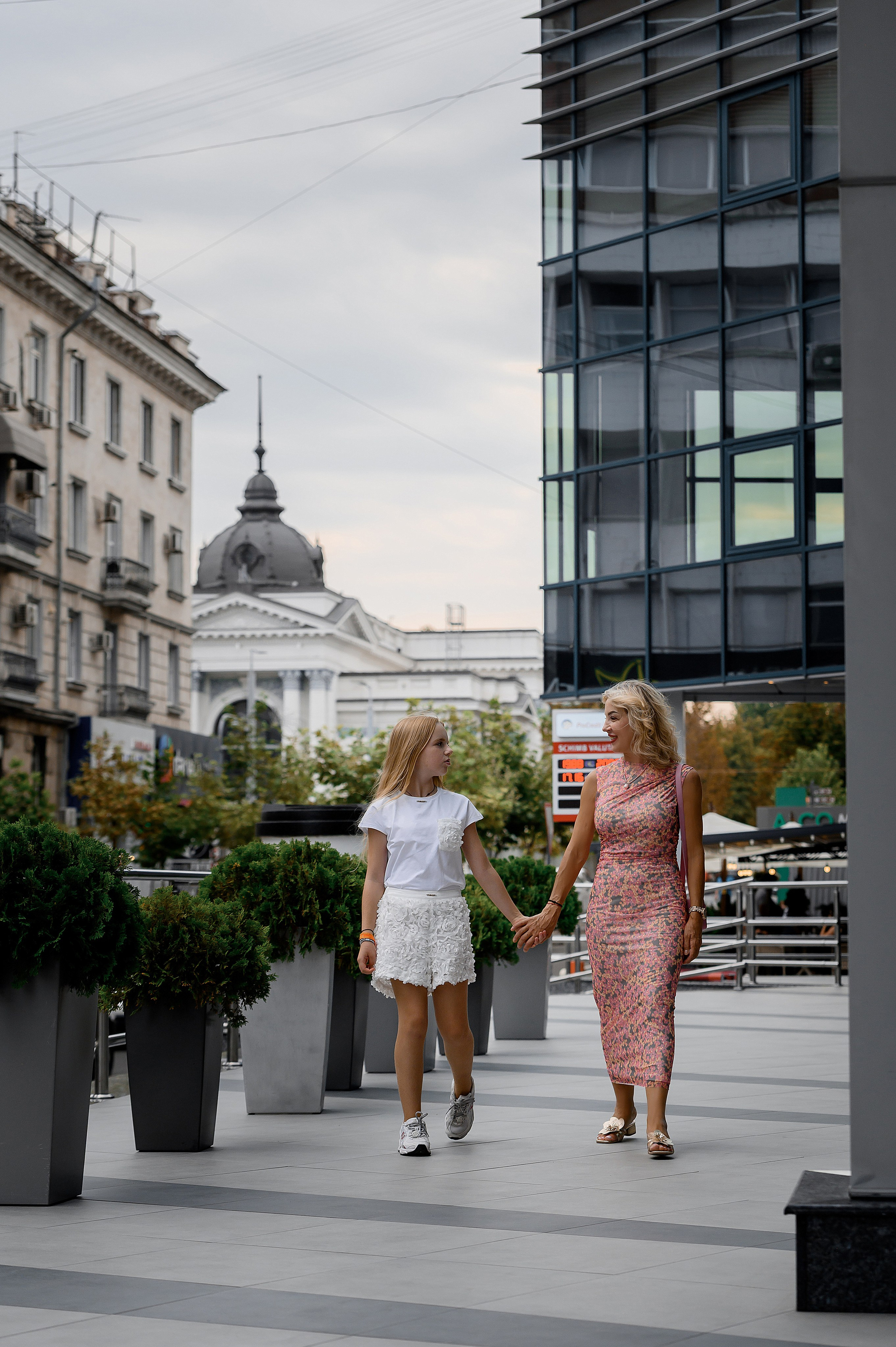 Maya & Anna Chișinău Summer. Wedding photographer from Moldova Alexey Chipchiu
