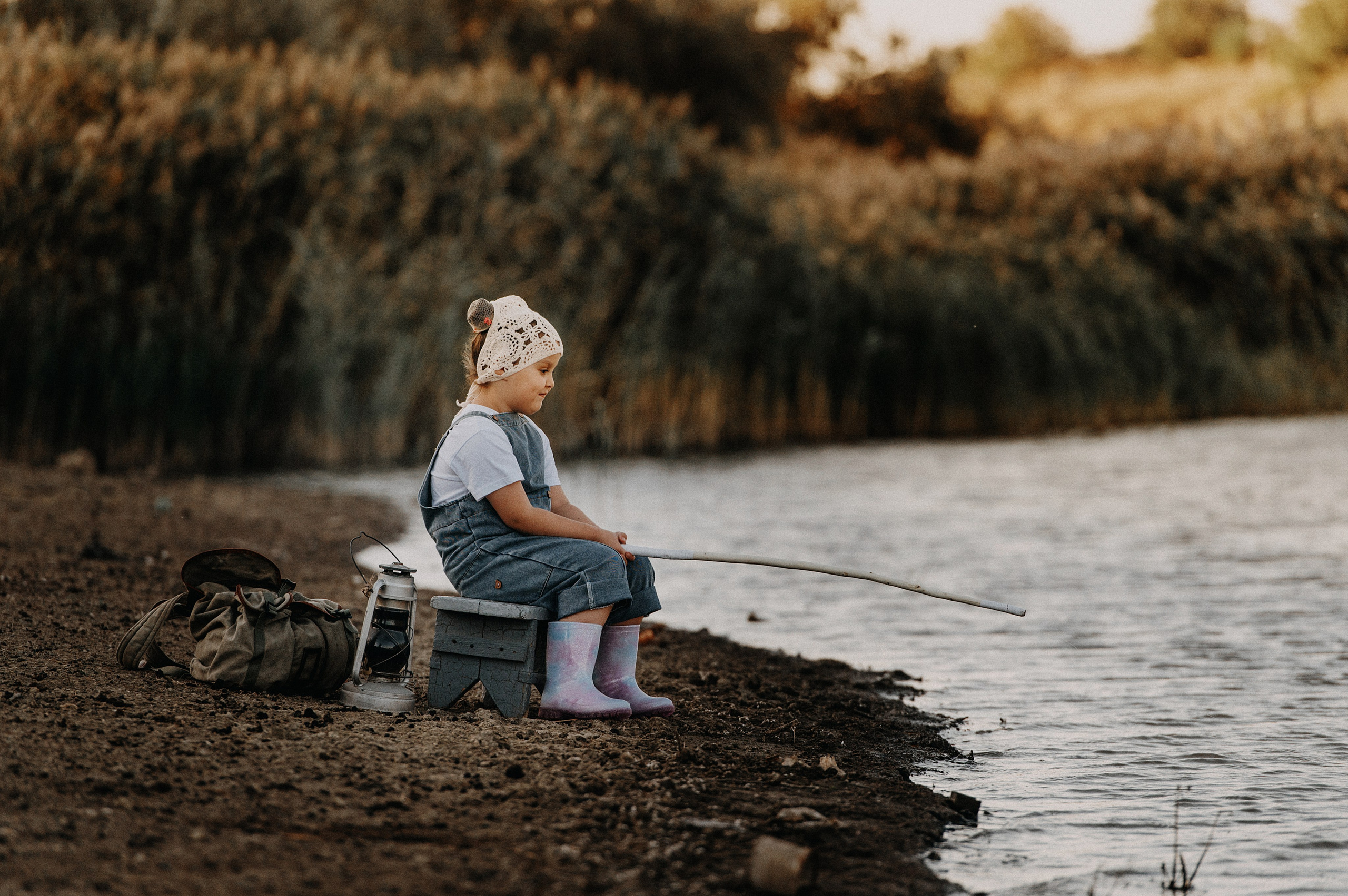 Fishing, the last warm days. Wedding photographer from Moldova Alexey Chipchiu