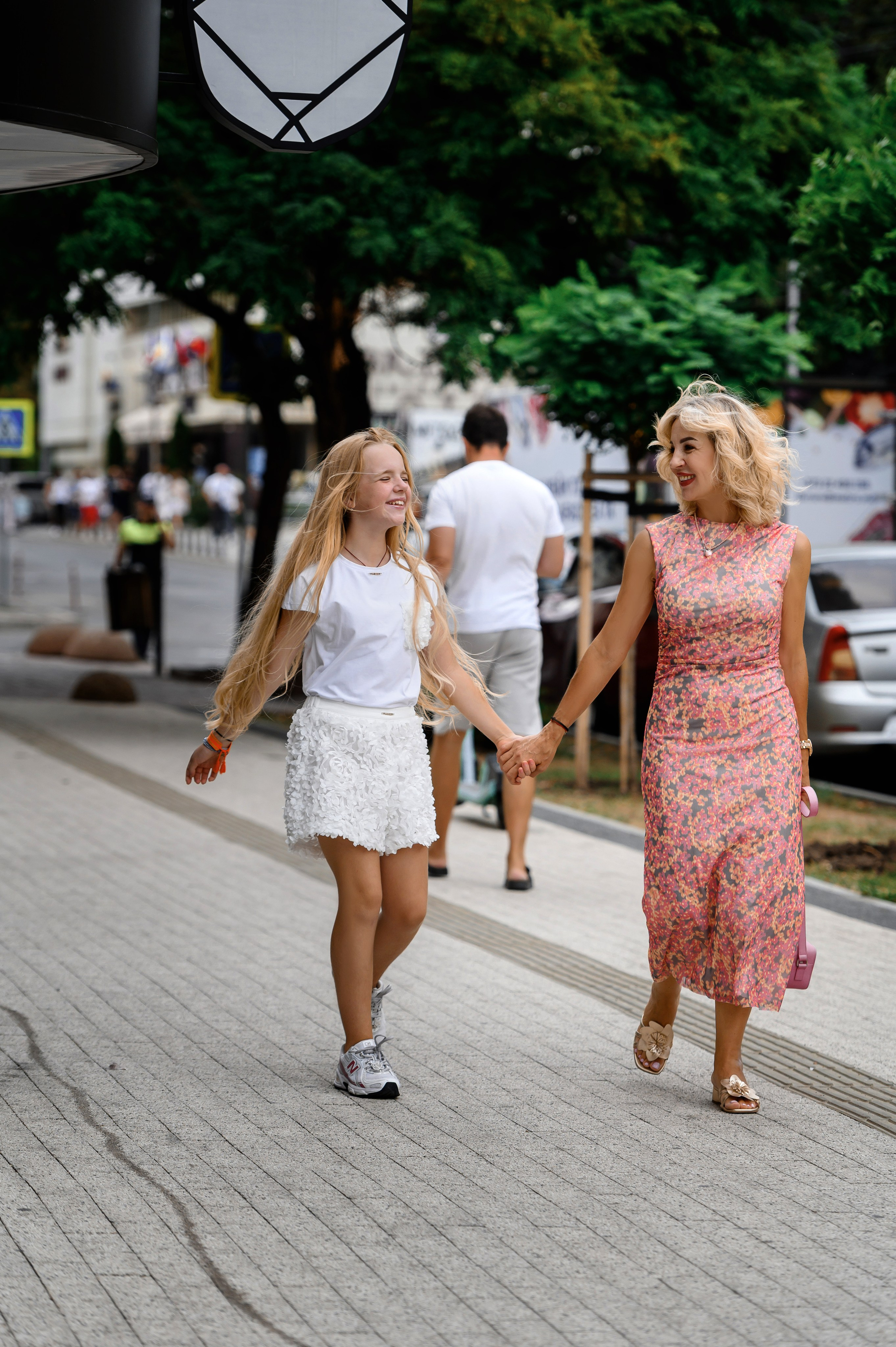 Maya & Anna Chișinău Summer. Wedding photographer from Moldova Alexey Chipchiu
