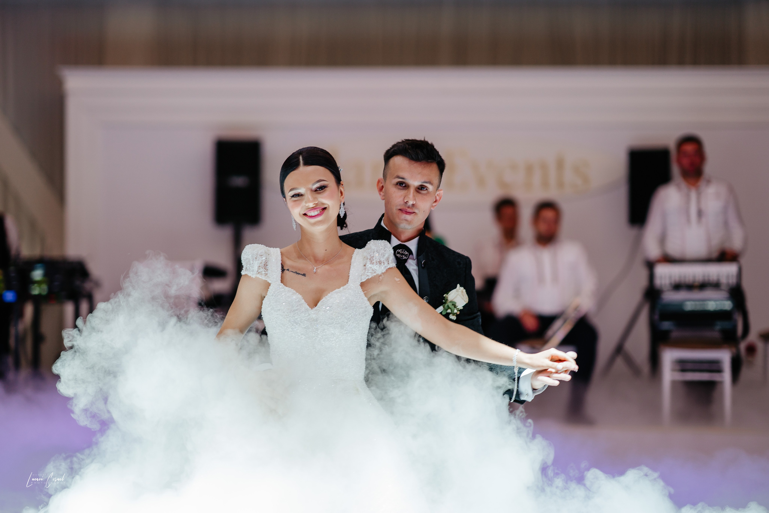 Amalia & Denis – Poveste foto de iubire. Fotograf de nuntă, corporate, botezuri, majorate și aniversări Roman, Lucaci Cornel