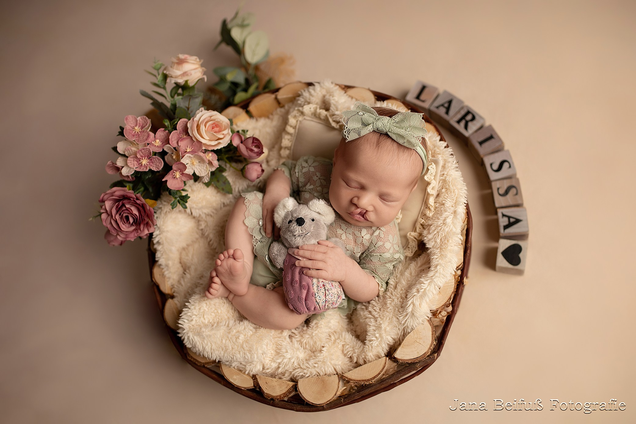 Neugeborenenshooting Weißenhorn, Neugeborenenshooting Ulm, Babyfotograf Ulm, Babyfotograf Senden, Babyfotograf Neu-Ulm, Jana Beifuß Fotografie, Familienfotos, Liebe, Geduld, Neugeborenenfotos weissenhorn, Pfaffenhofen a. d. Roth, Gaumenspalte, Gaumenlippenspalte