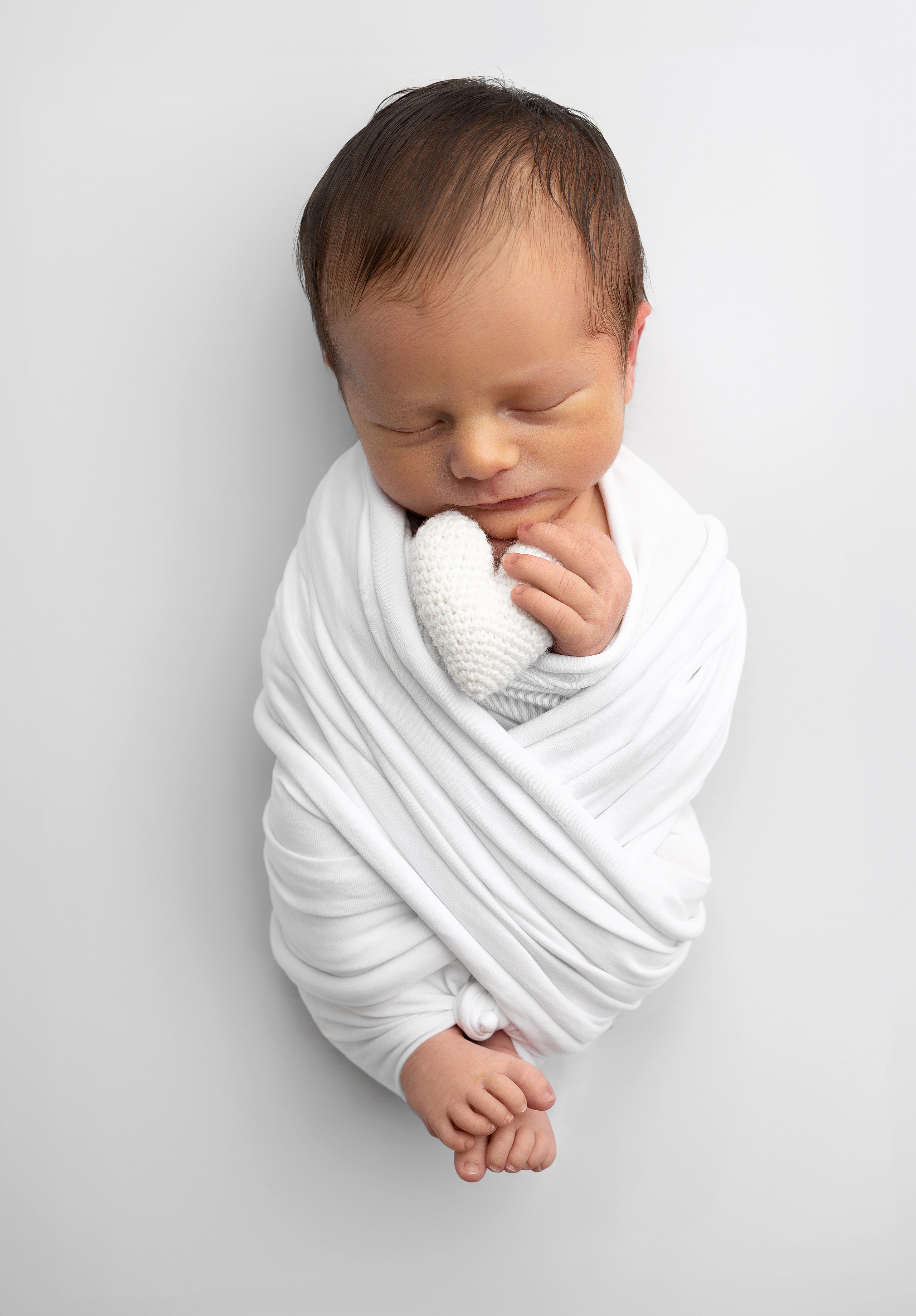 NEWBORN PORTFOLIO. Newborn Photographer and life casting in Dubai Dariya Saeed