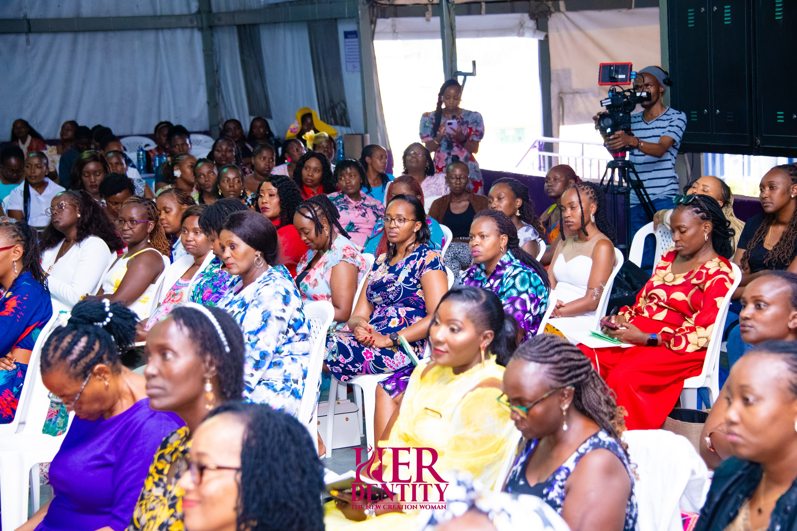 LADIES MINISTRY. Pastor Morris