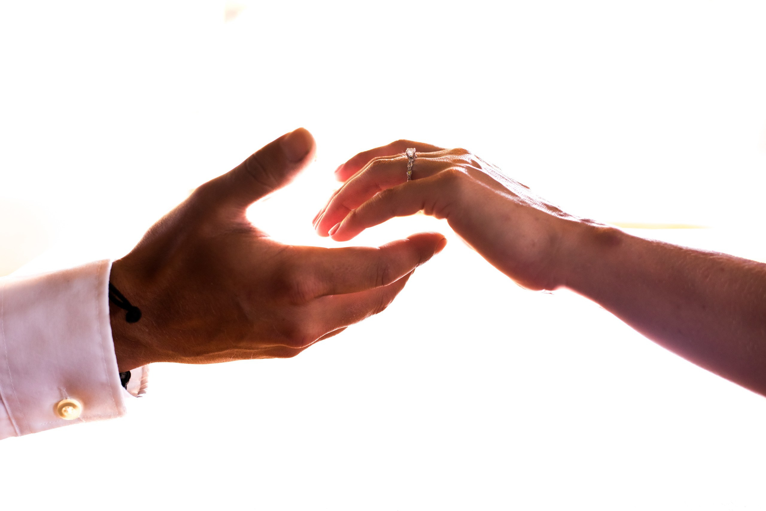 A Restaurant Romance: Photoshoot at the Place Where They First Fell in Love. Wedding photographer in Orlando, Boston & New York Anderson Marques