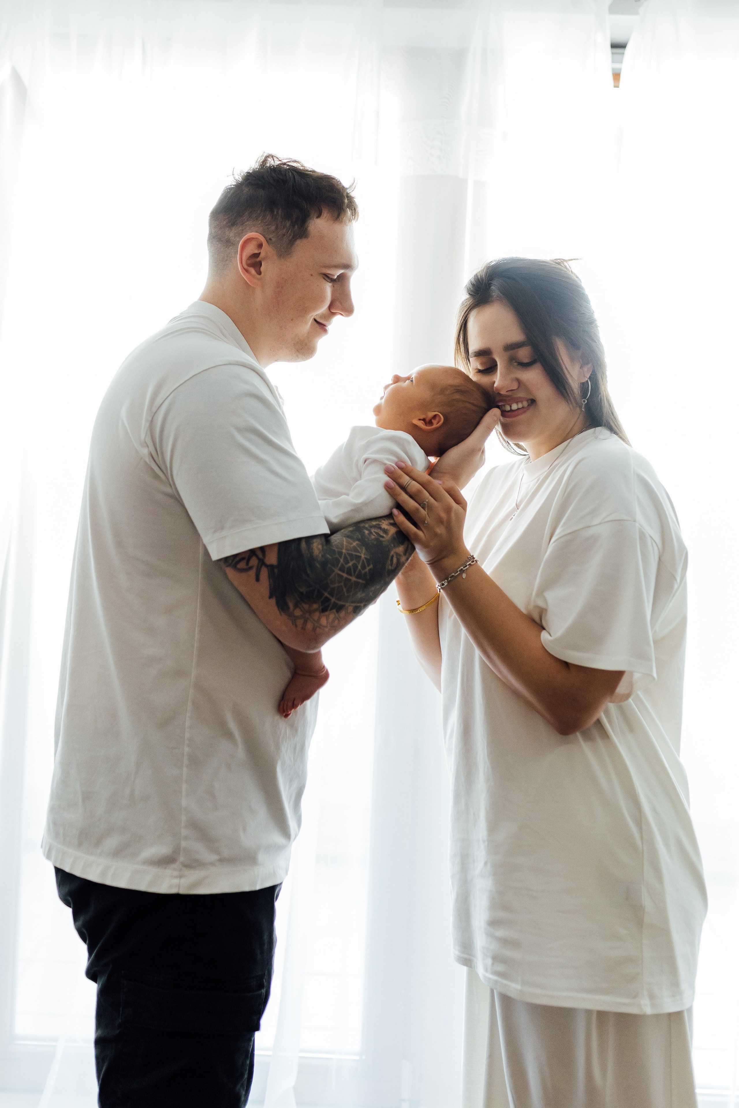 Newborn Home Photo Session. Maternity, newborn photographer in the Bay Area|Iryna Rakivnenko