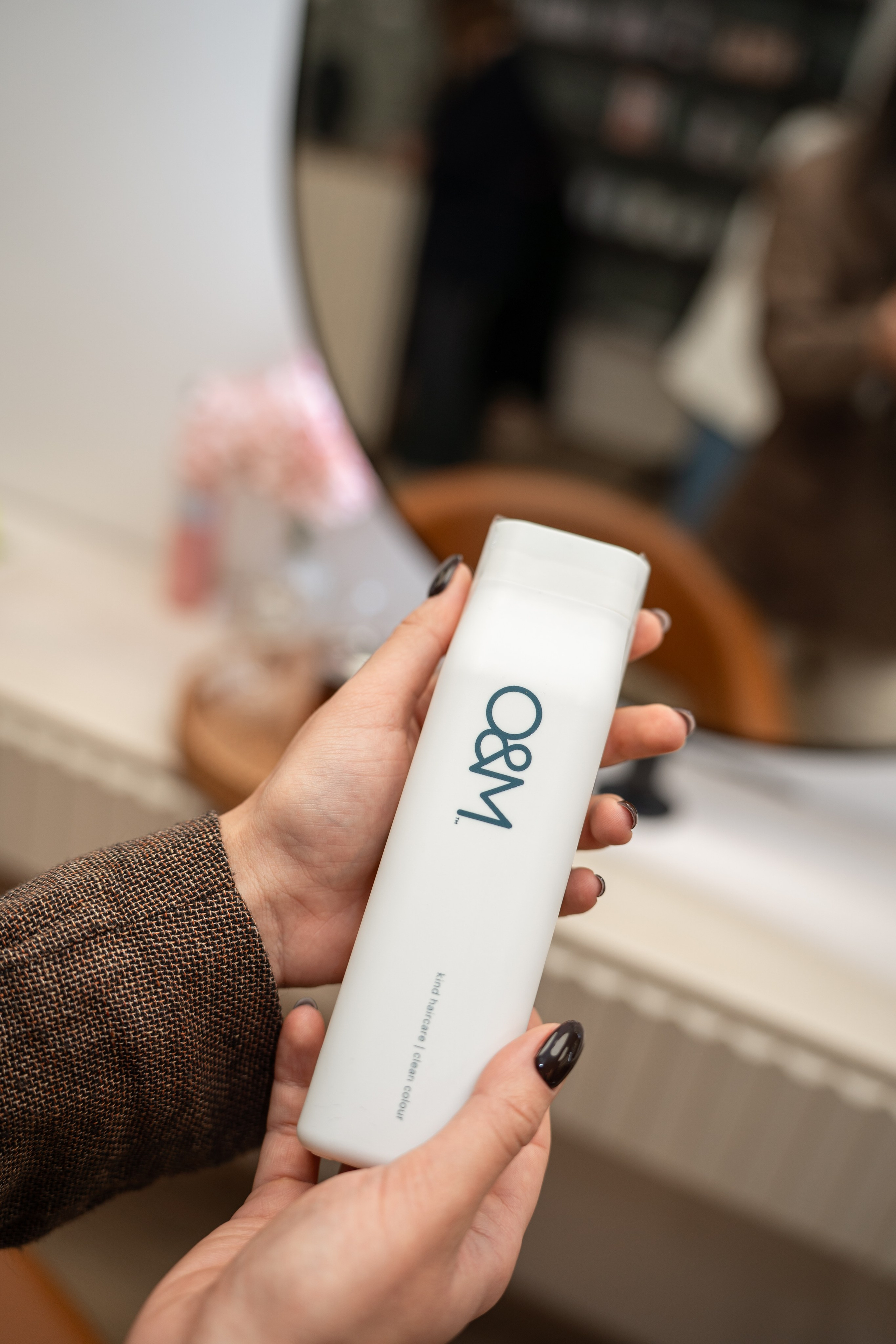 Content shooting for Salon BLOU. Fotógrafo en Madrid, España. Alyona Belyaninova