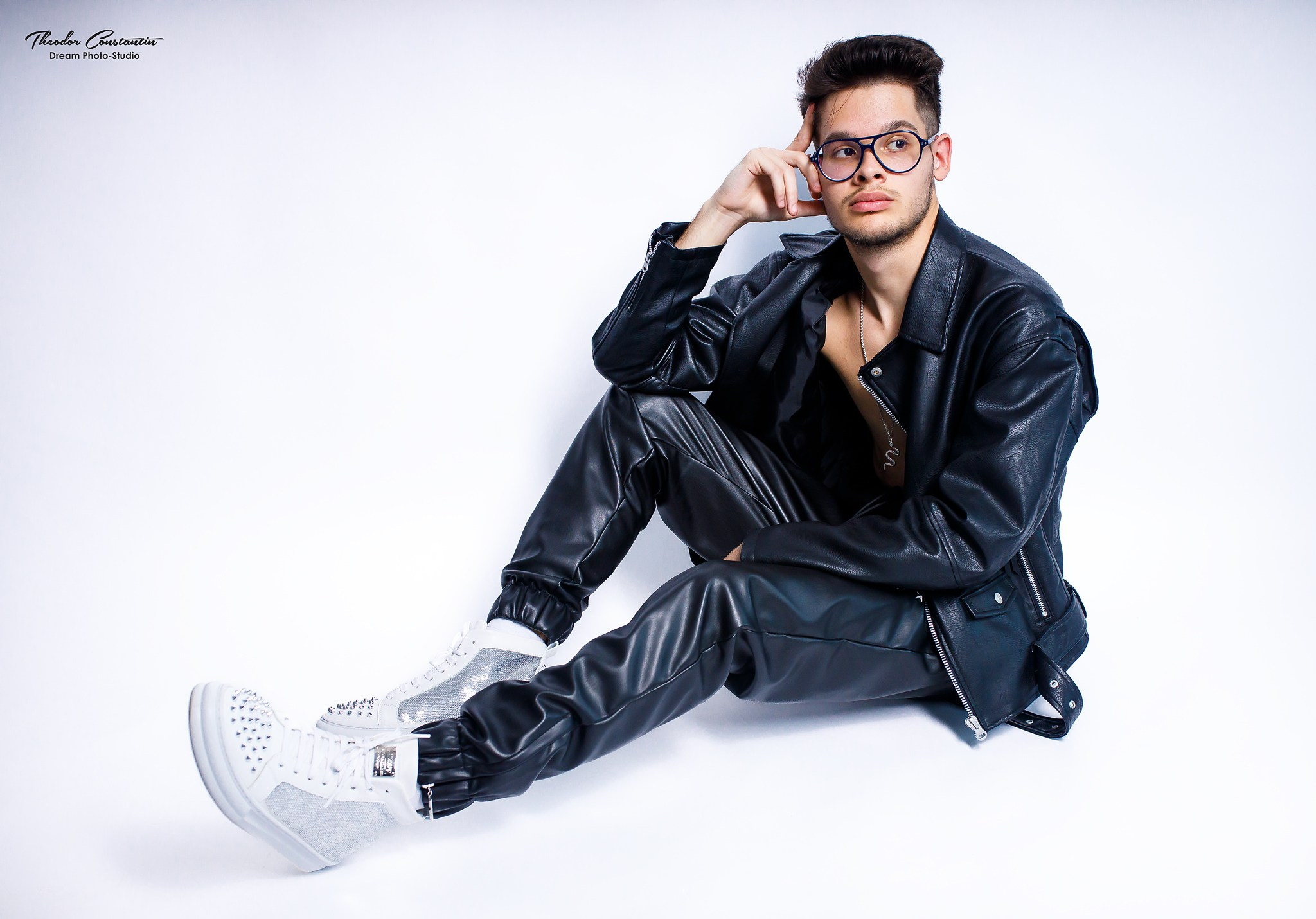 Studio. Dream Studio Galați – ședințe foto profesionale pentru familie, portrete și evenimente