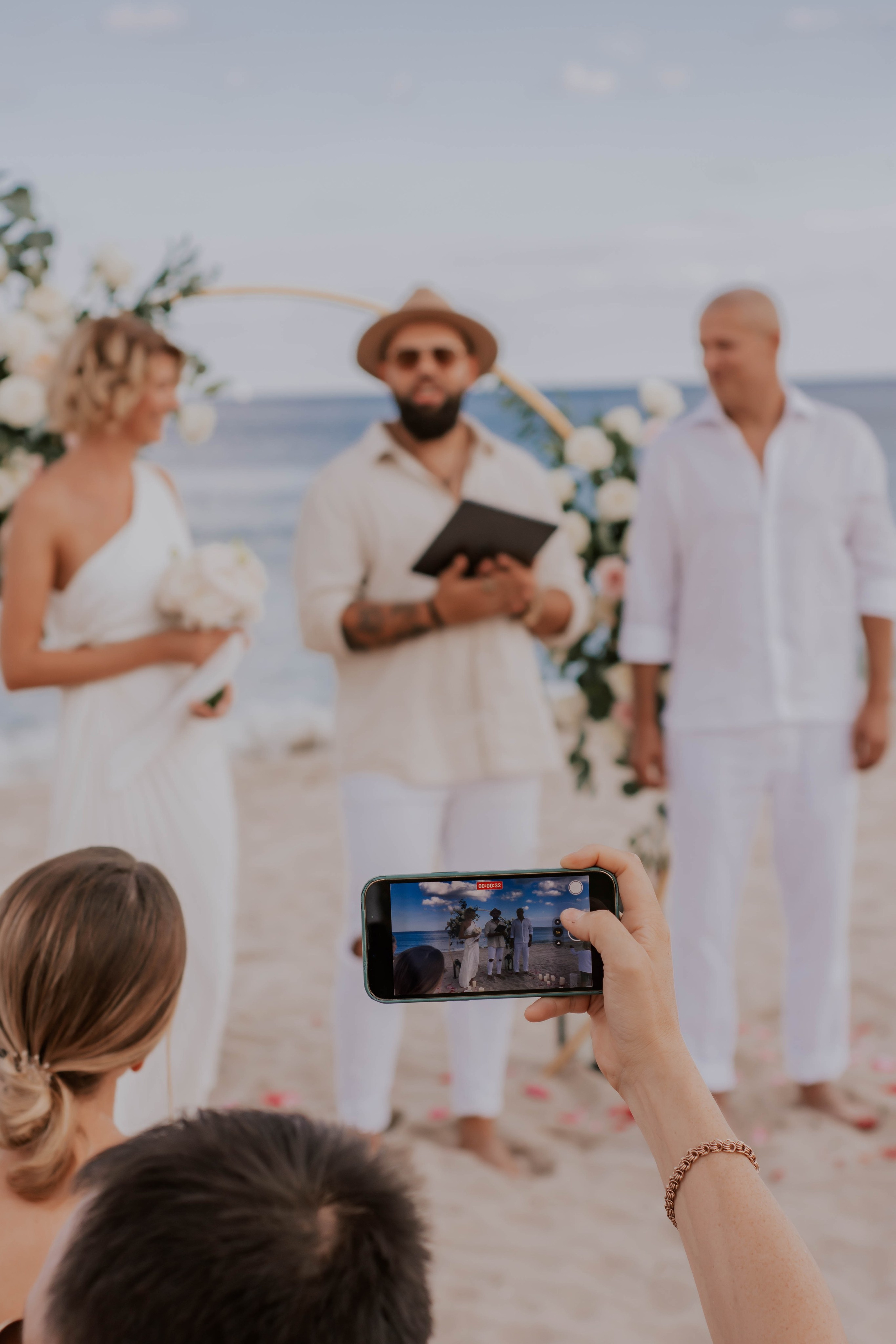 Wedding photography in Miami. Professional portrait photographer in Los Angeles | Axenia Haritonova