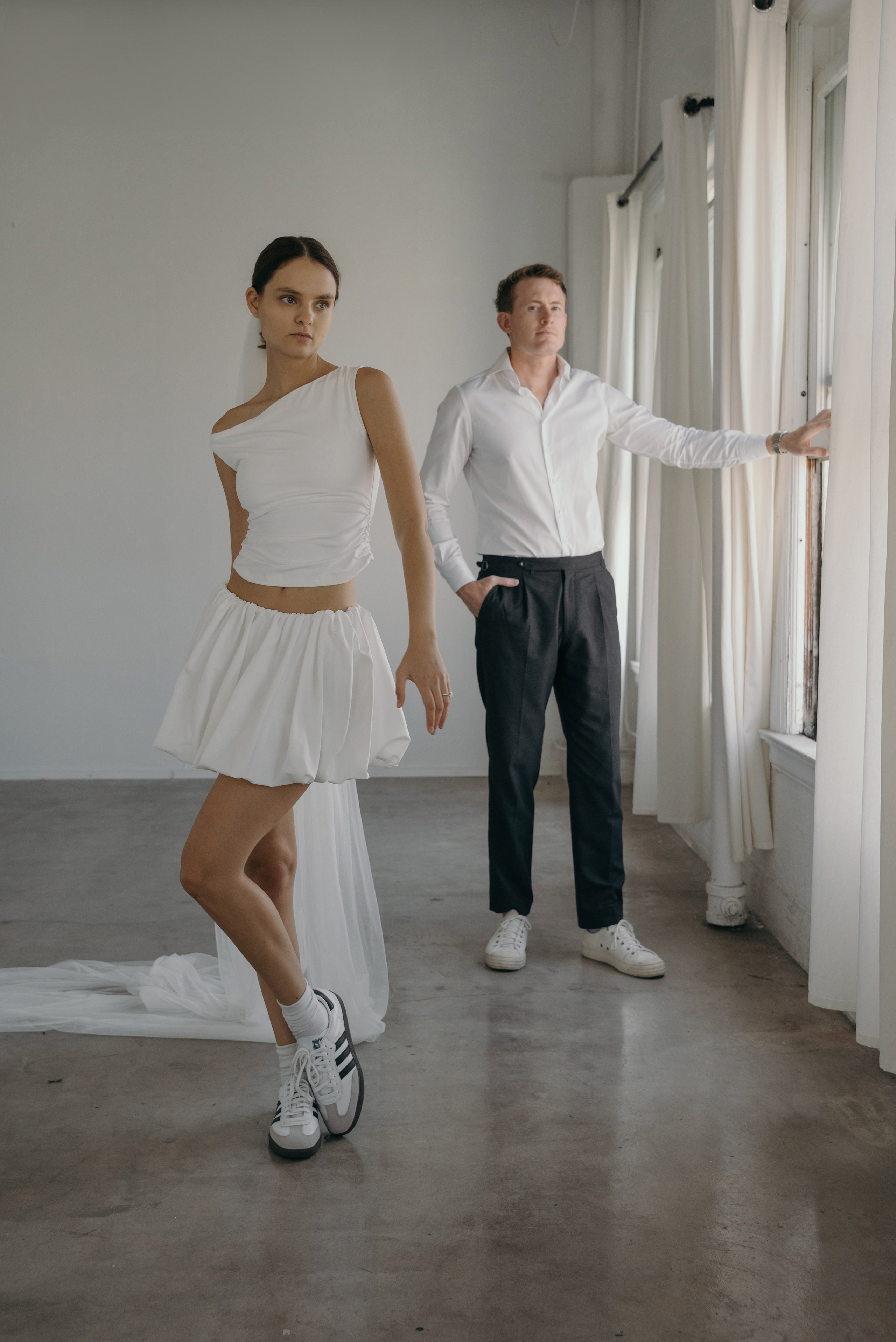 Love story photoshoot. Engagement photoshoot. Couple photoshoot. Malibu. Family photoshoot, Get away photoshoot in California. Beautiful love story photoshoot.