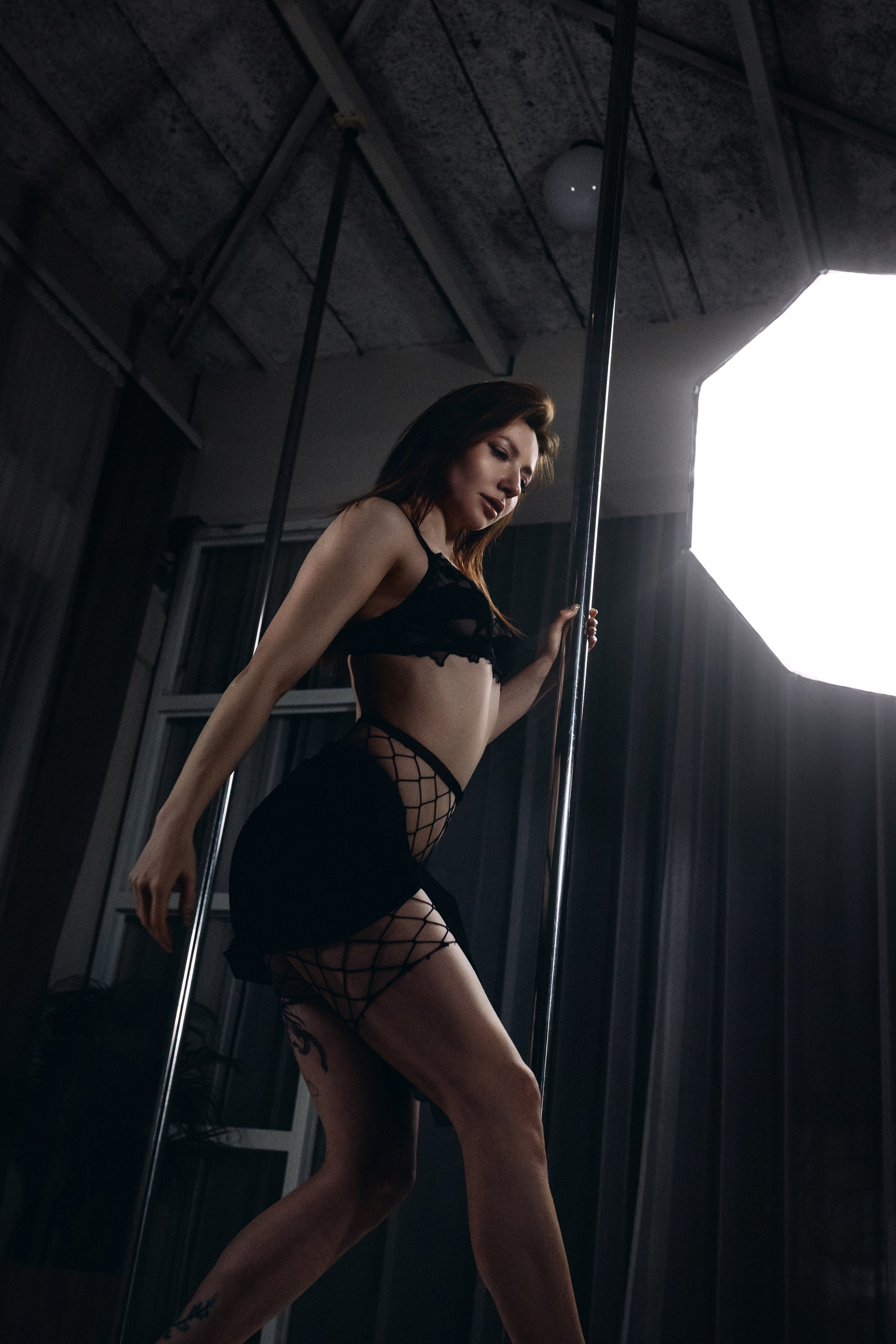 POLE PHOTOSHOOT. Photographer and retoucher Elena Skullova