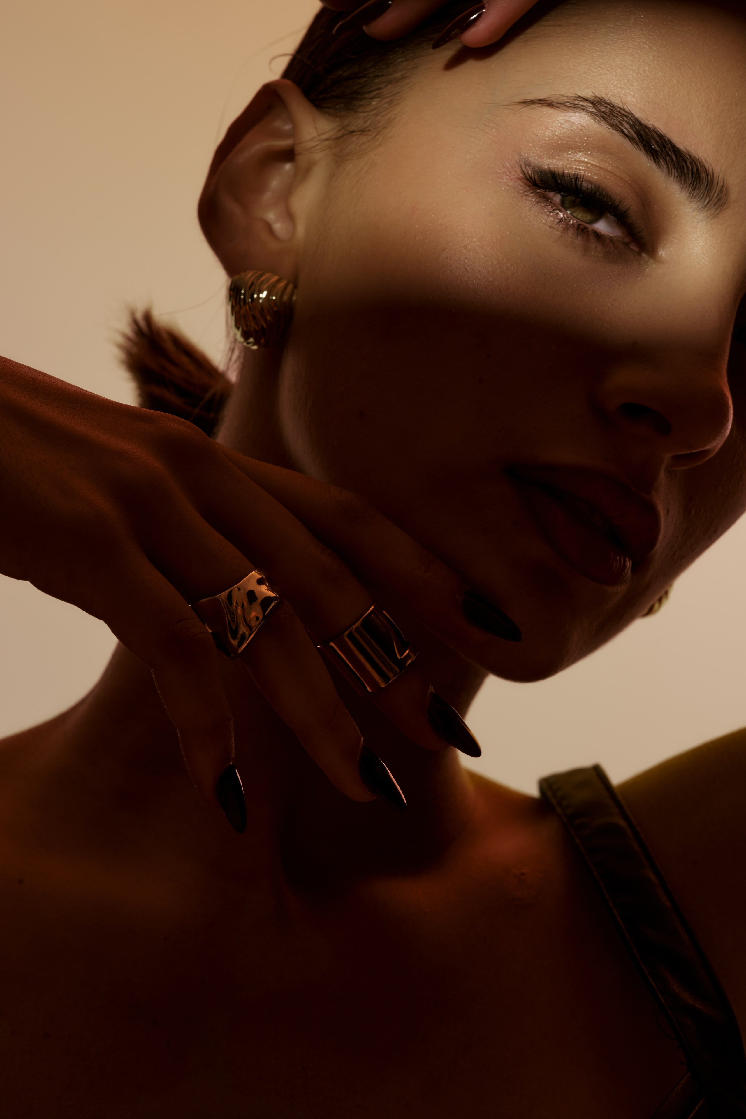 Fashion & Product. Photographer and videographer for business in Tbilisi Catrine Poznyak