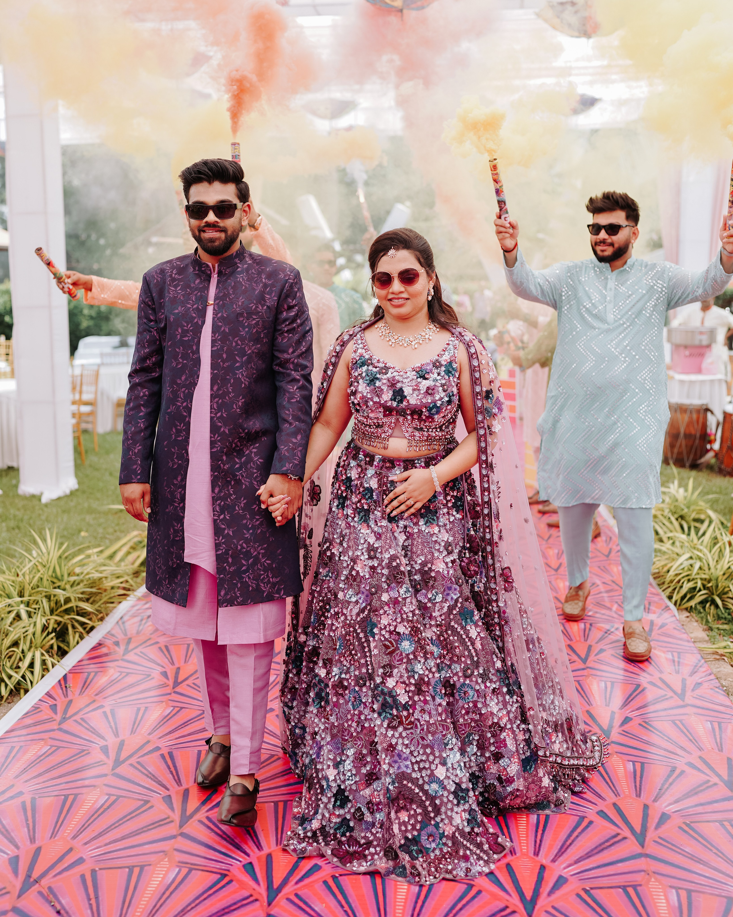 HALDI & MEHANDI. Wedding photographer Stalen Robert