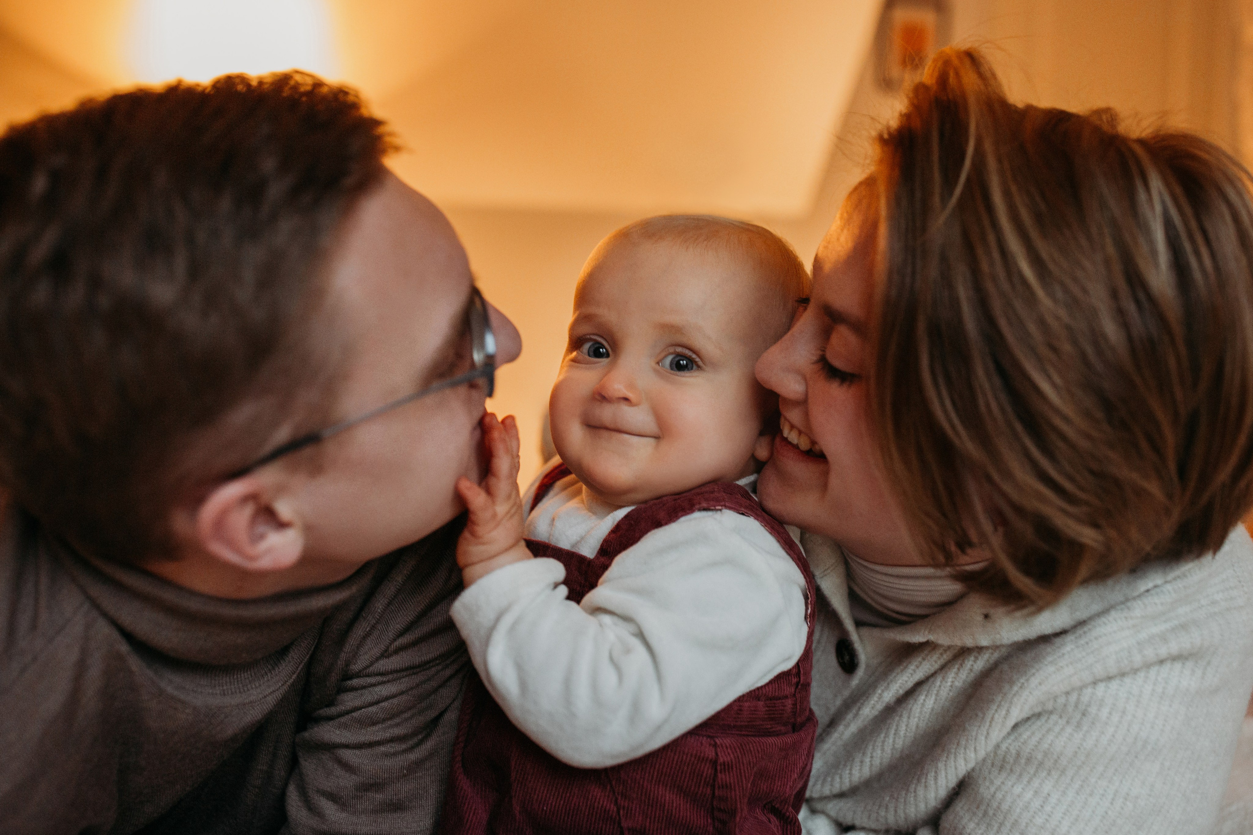 Cozy home family shooting. Photographer Rouen, France
