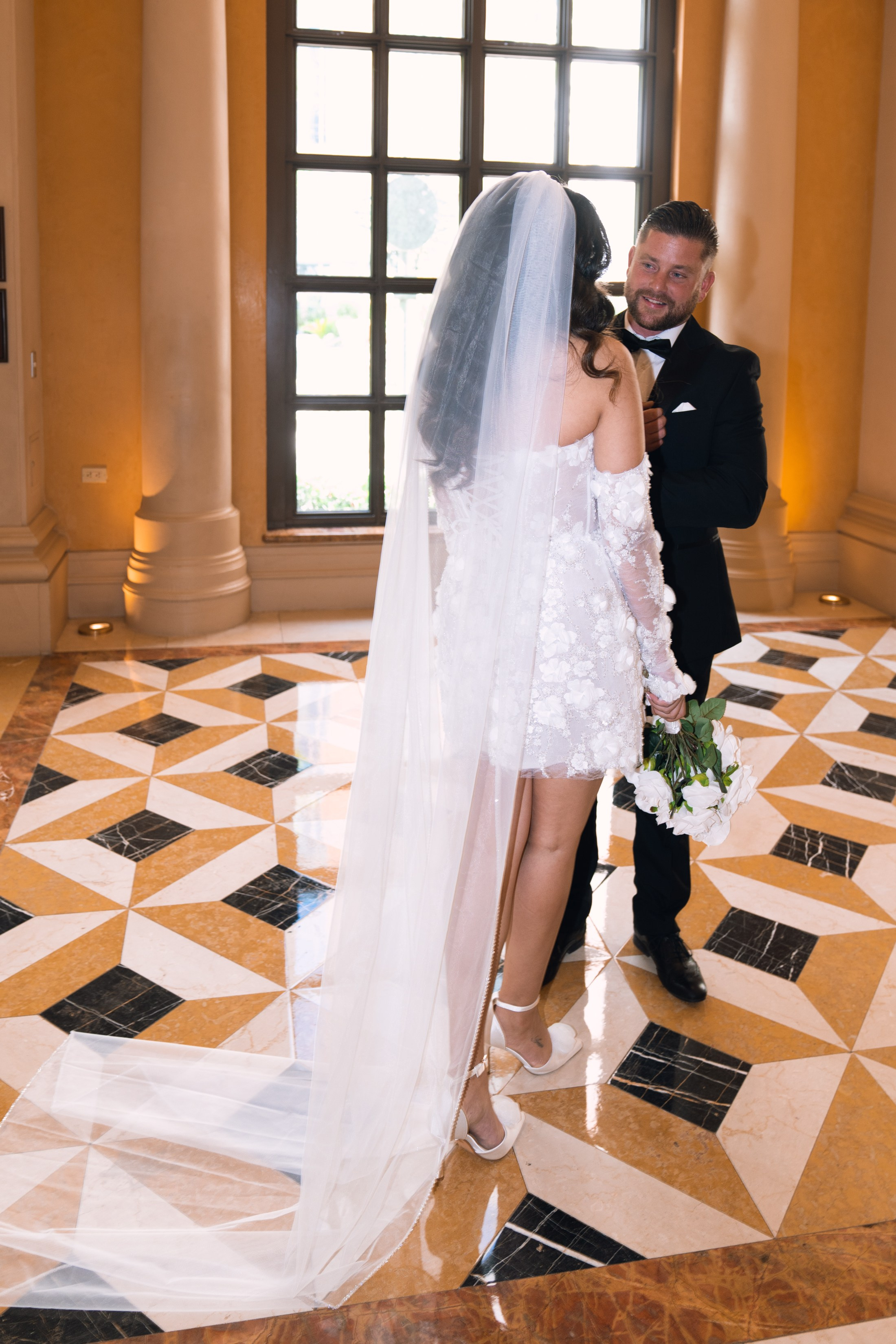 Sara&John. Wedding & elopement photographer Viktoriya Kravtsov. Las Vegas