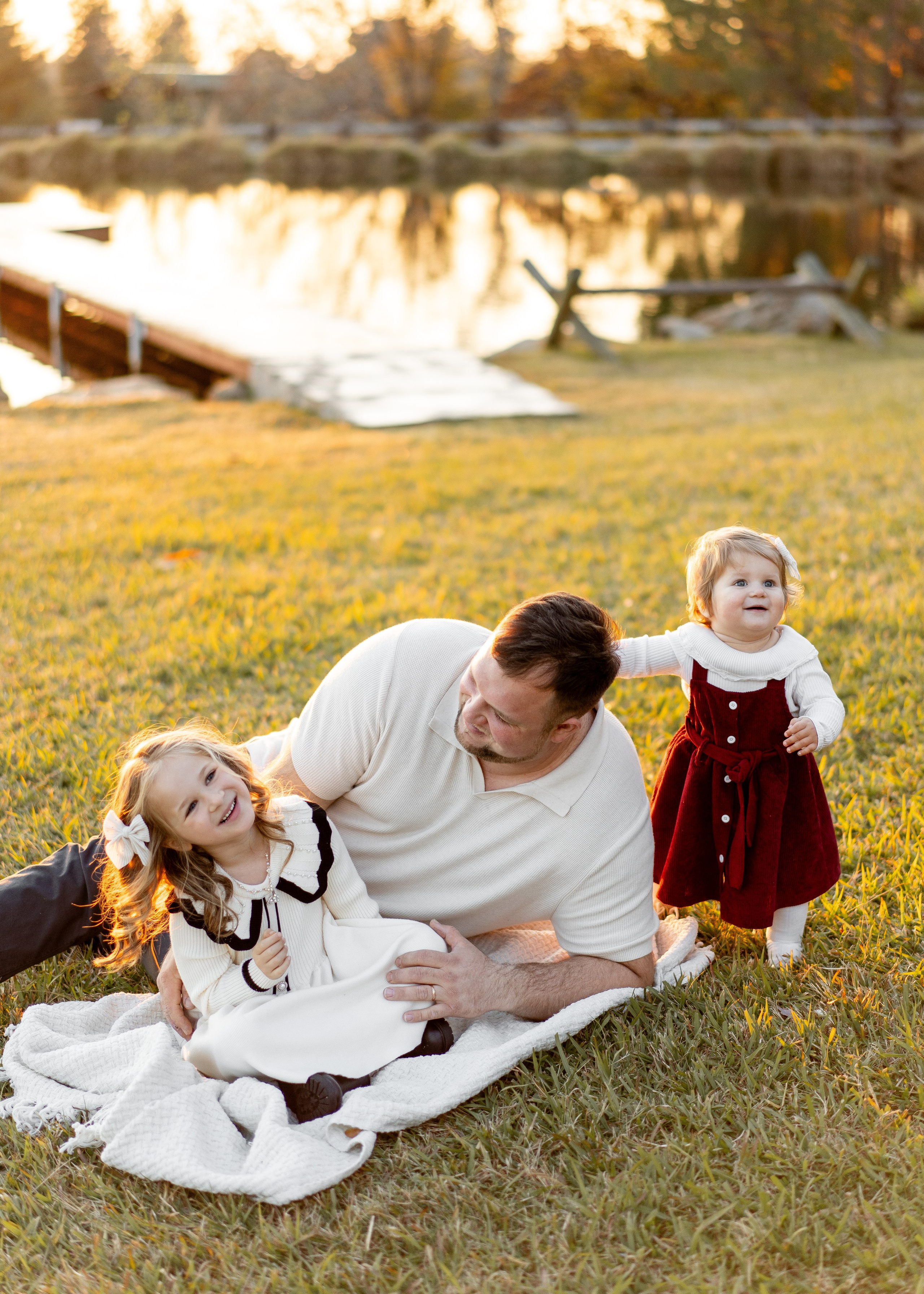 Klyushin family. Family photographer in Sacramento | Sofia Pavenko