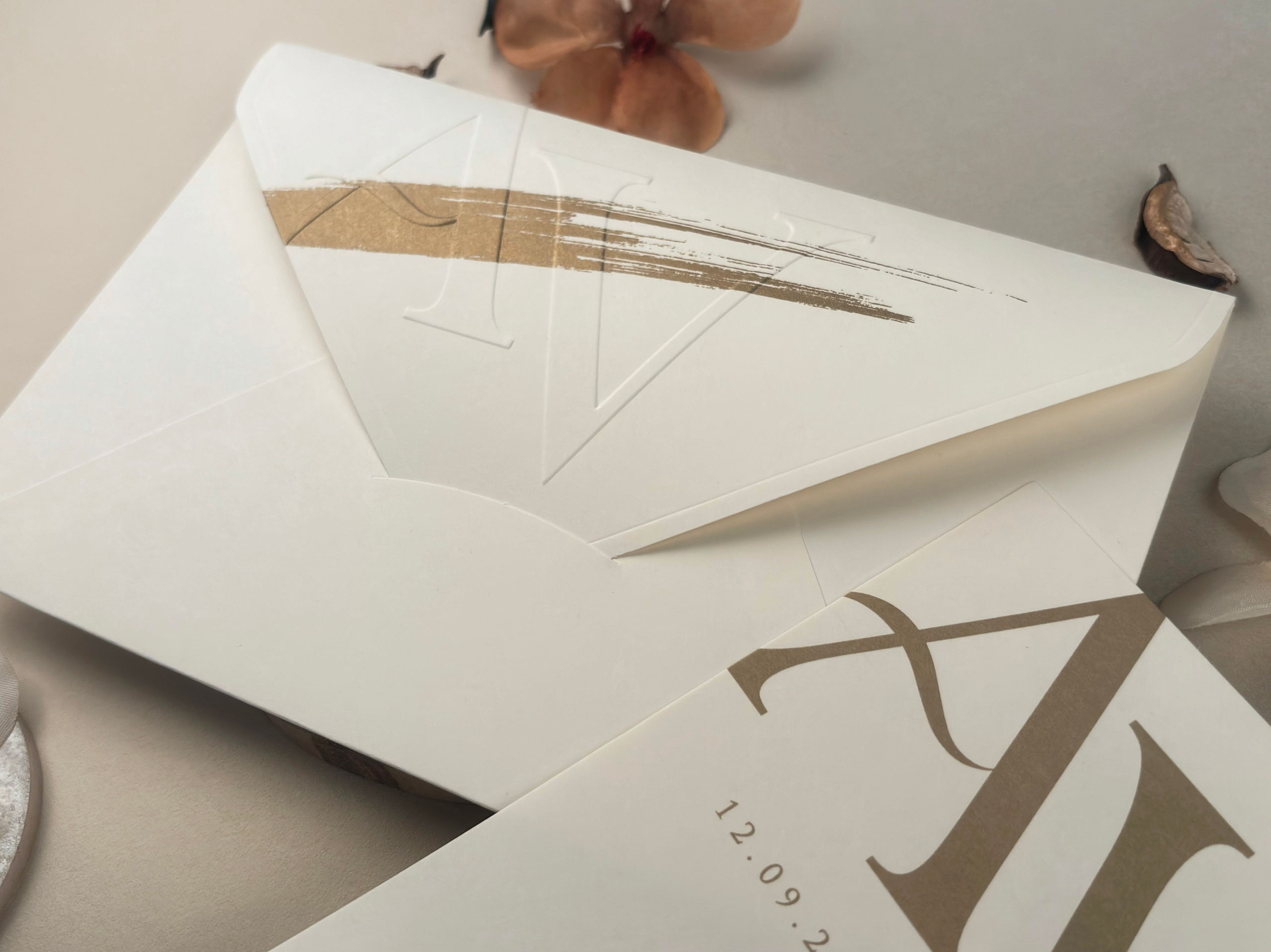 Invitații Elegante și Refined: Catalogul Ellite | Nunta, Petreceri, Evenimente Corporate.- invitații nuntă  - modele invitații nuntă  - invitații nuntă 2025  - invitații de nuntă elegante  - invitații de nuntă personalizate  - invitații nuntă online  - invitații nuntă handmade  - catalog invitații nuntă  - invitații originale nuntă  - invitații de nuntă moderne  - invitații nuntă vintage  - invitații nuntă rustice  - invitații nuntă clasice  - design invitații nuntă  - invitații de nuntă cu tematică.- invitații nuntă florale  - invitații nuntă boho  - invitații nuntă aurii  - invitații nuntă minimaliste  - invitații nuntă cu sigiliu  - invitații nuntă cu acuarelă  - invitații nuntă cu fotografie  - invitații nuntă cu inițiale  - invitații nuntă elegante alb-negru  - invitații nuntă cu hârtie texturată  - invitații nuntă cu decupaj laser  - invitații nuntă cu flori uscate. - print invitații nuntă  - invitații nuntă personalizate cu numele mirilor  - invitații nuntă cu plic inclus  - invitații nuntă cu cartolină dublă  - invitații nuntă calitate premium  - invitații nuntă ieftine  - invitații nuntă rapide.- invitații nuntă România  - invitații nuntă București / Botoșani . Iași suceava- invitații nuntă cu livrare în țară  - invitații nuntă online România.- „Invitație de nuntă elegantă cu design floral și plic crem”  - „Model de invitație de nuntă vintage cu sigiliu de ceară”  - „Set complet invitații de nuntă personalizate cu inițialele mirilor”  - „Invitație de nuntă modernă cu design minimalist și text negru pe fundal alb”  - „Invitație de nuntă rustică pe hârtie kraft cu șnur de iută”  - „Invitație de nuntă cu decupaj laser și detalii aurii” - „Invitație de nuntă în stil boho cu imprimeu floral colorat”  - „Invitație romantică de nuntă cu flori uscate și panglică din satin”  - „Invitație de nuntă clasică cu monogramă și font caligrafic”  - „Invitație de nuntă în stil glamour cu folie aurie și text embosat”- „Model de invitație de nuntă 2025 cu design elegant și font modern”  - „Cele mai noi invitații de nuntă 2025 – stil floral, sofisticat”