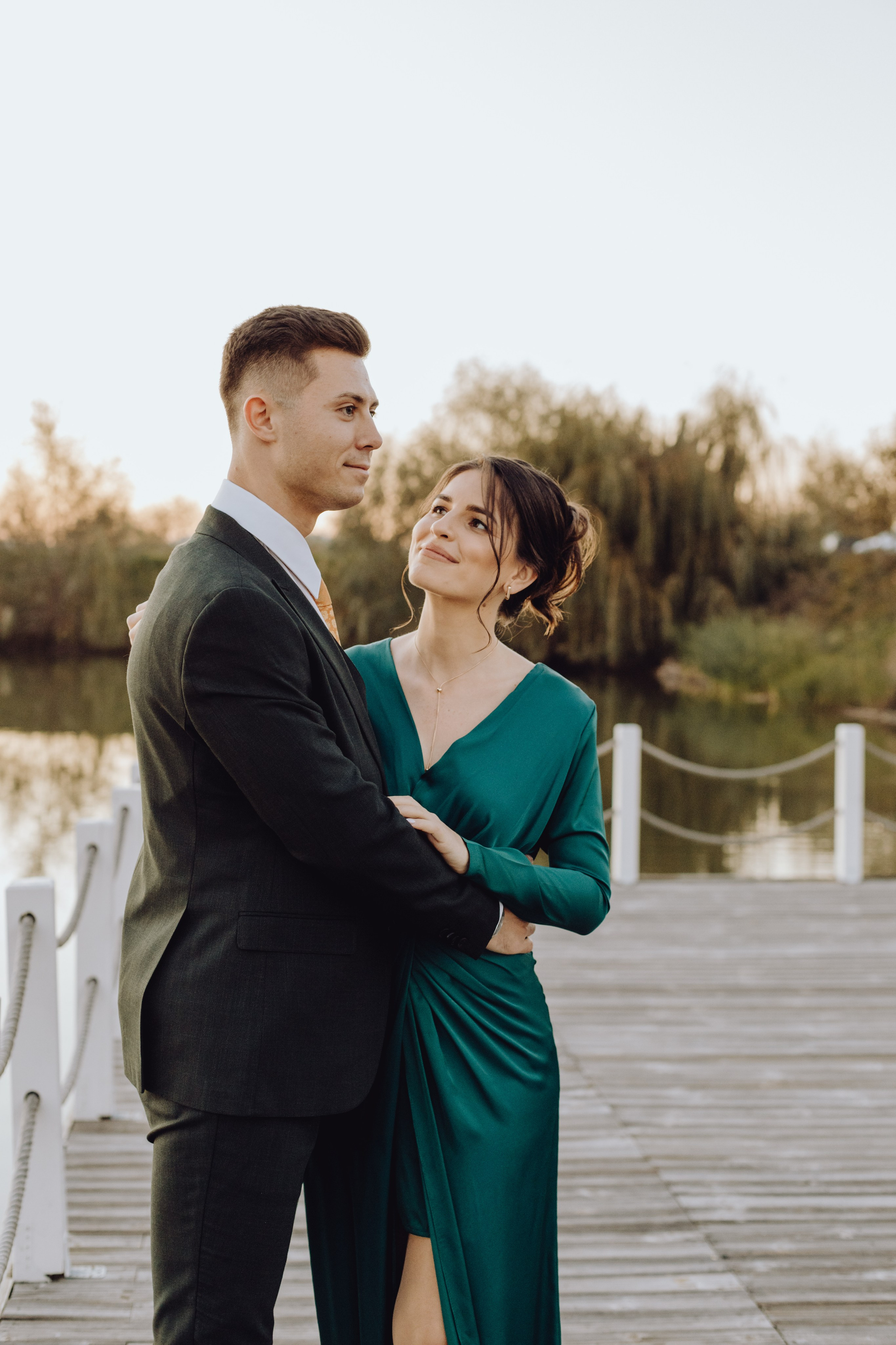 Andrei & Denisa. Wedding & couple photographer from Romania Rut Vetan