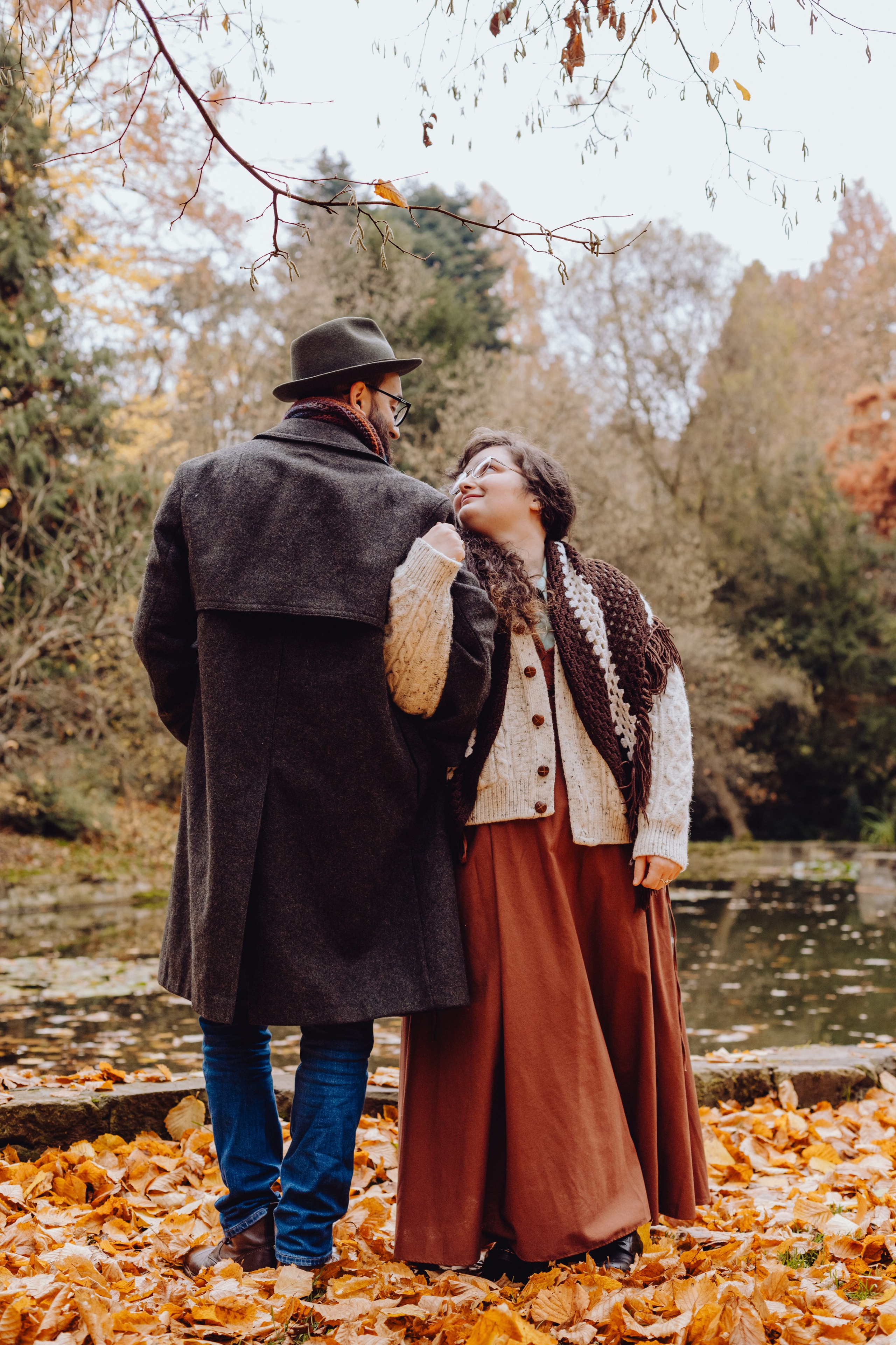 Alex & Lavinia. Wedding & couple photographer from Romania Rut Vetan