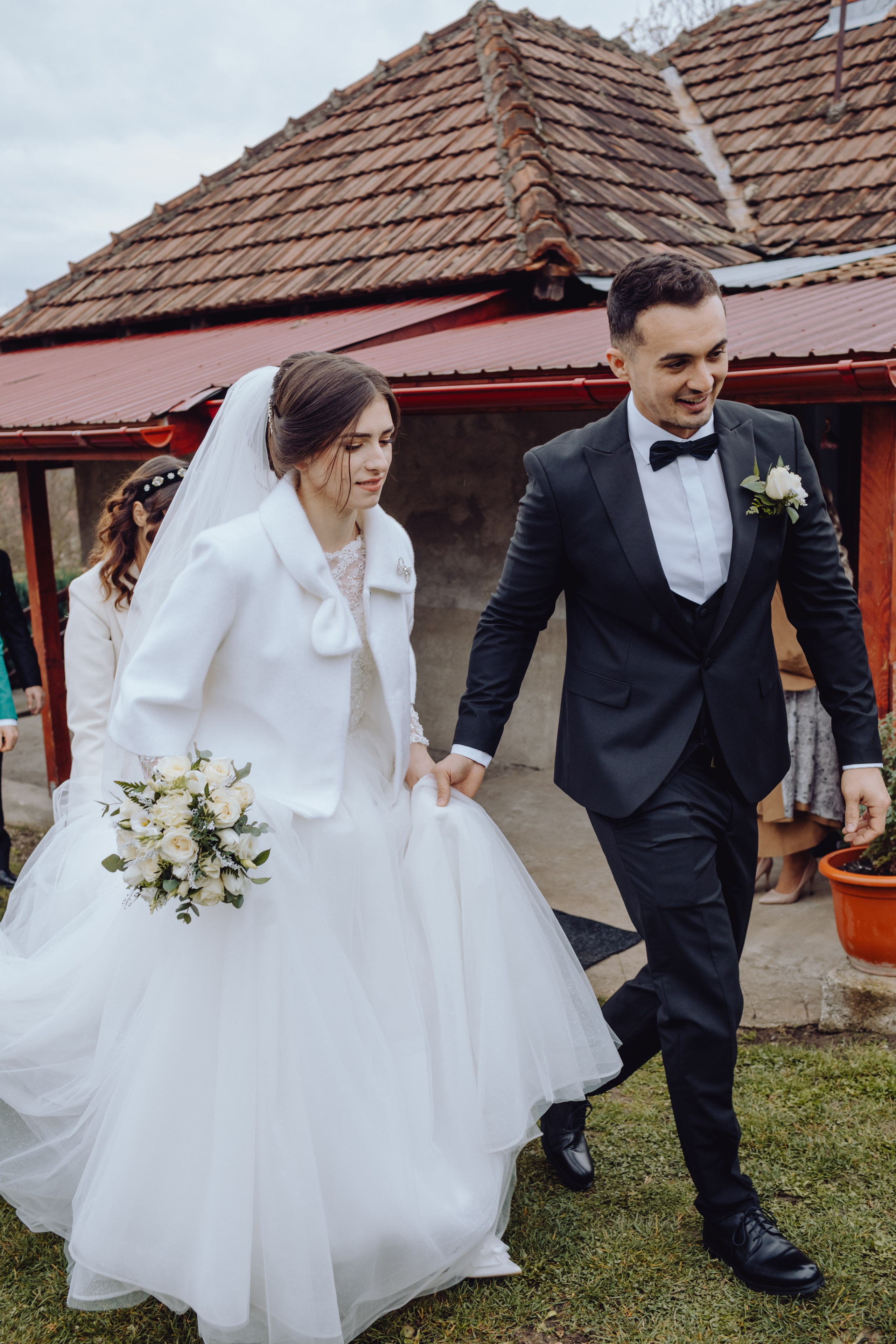 Adi & Angela. Wedding & couple photographer from Romania Rut Vetan